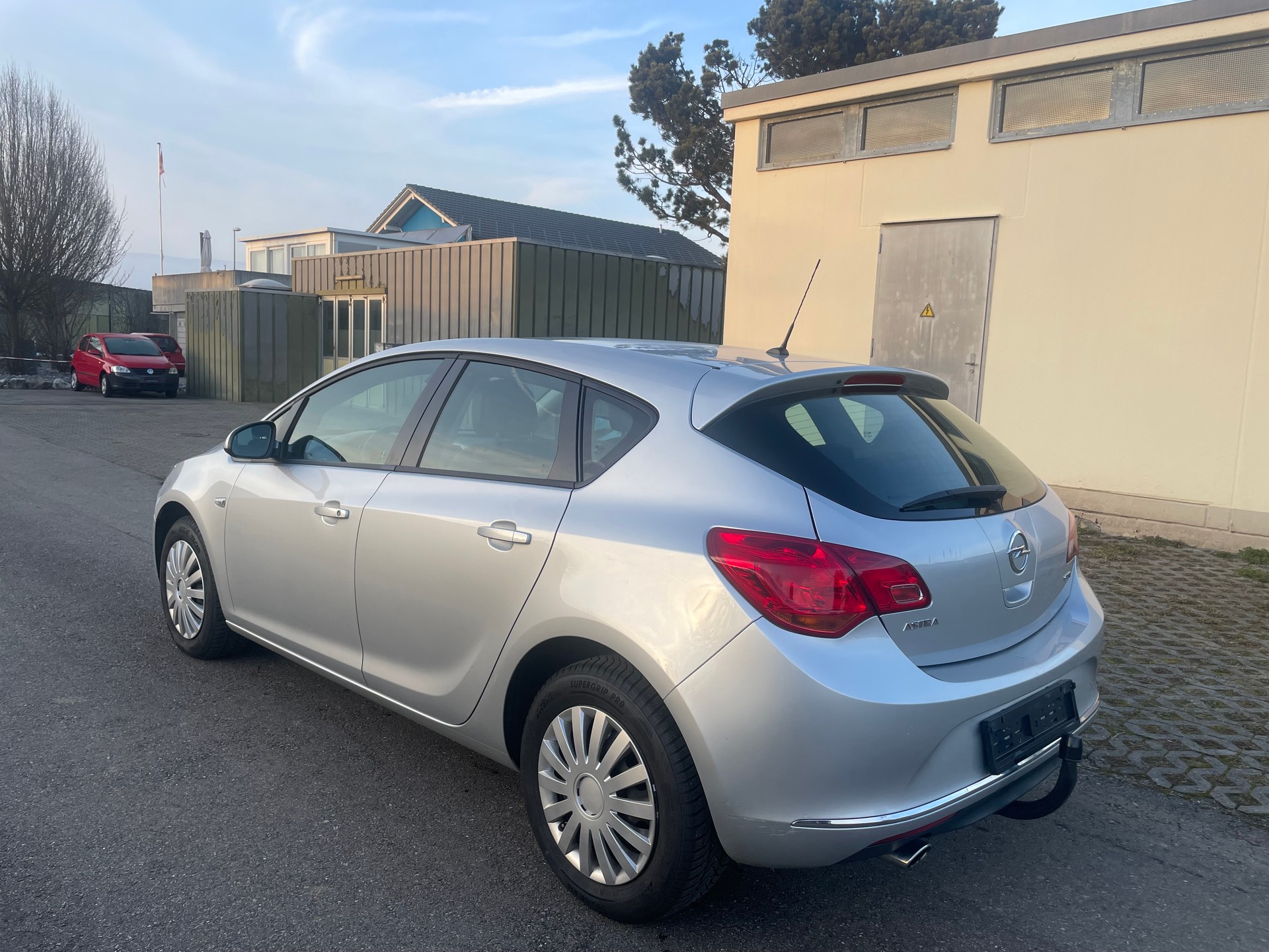 OPEL Astra 2.0 CDTi Cosmo Automatic-image-5
