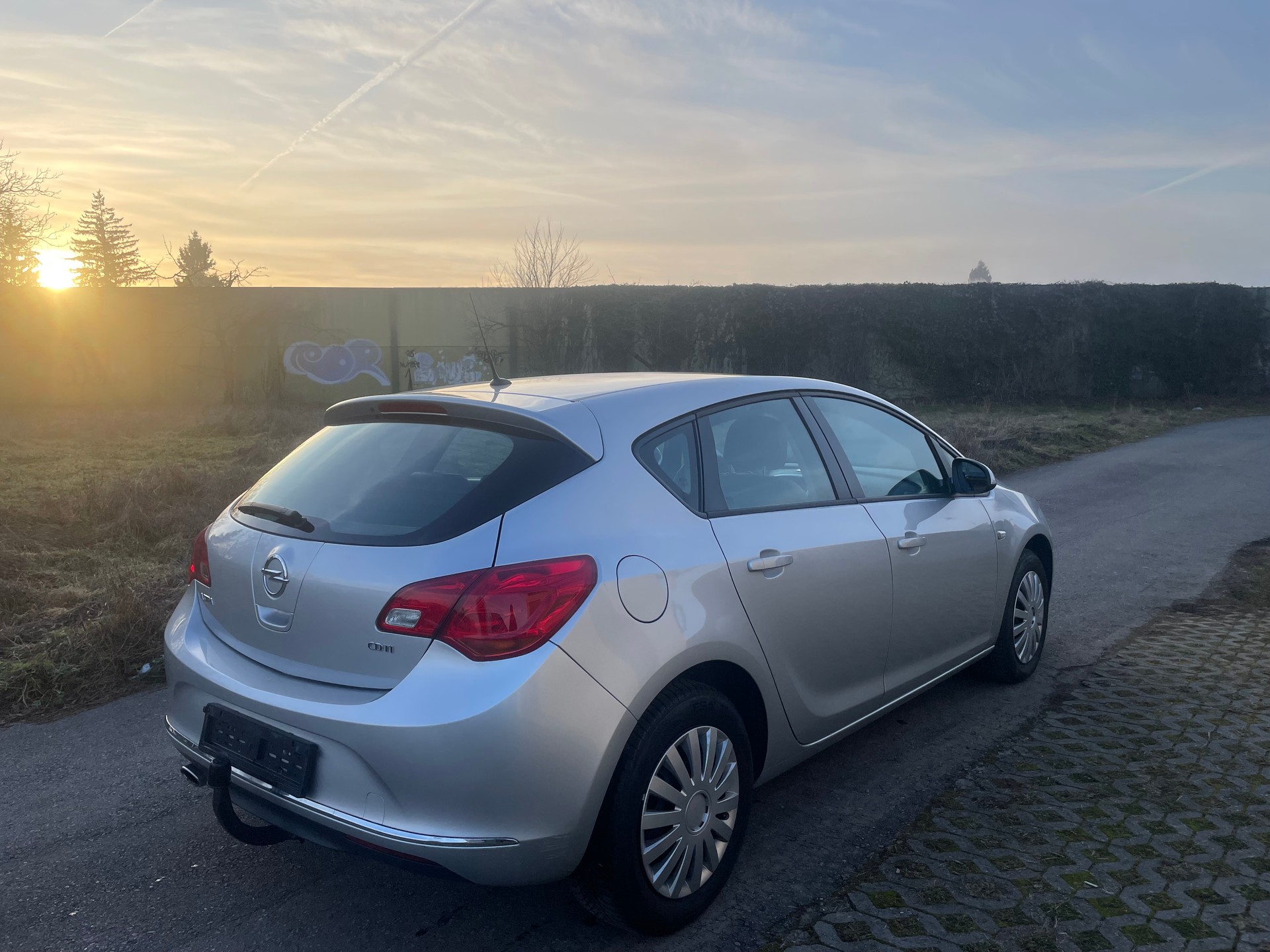 OPEL Astra 2.0 CDTi Cosmo Automatic-image-4