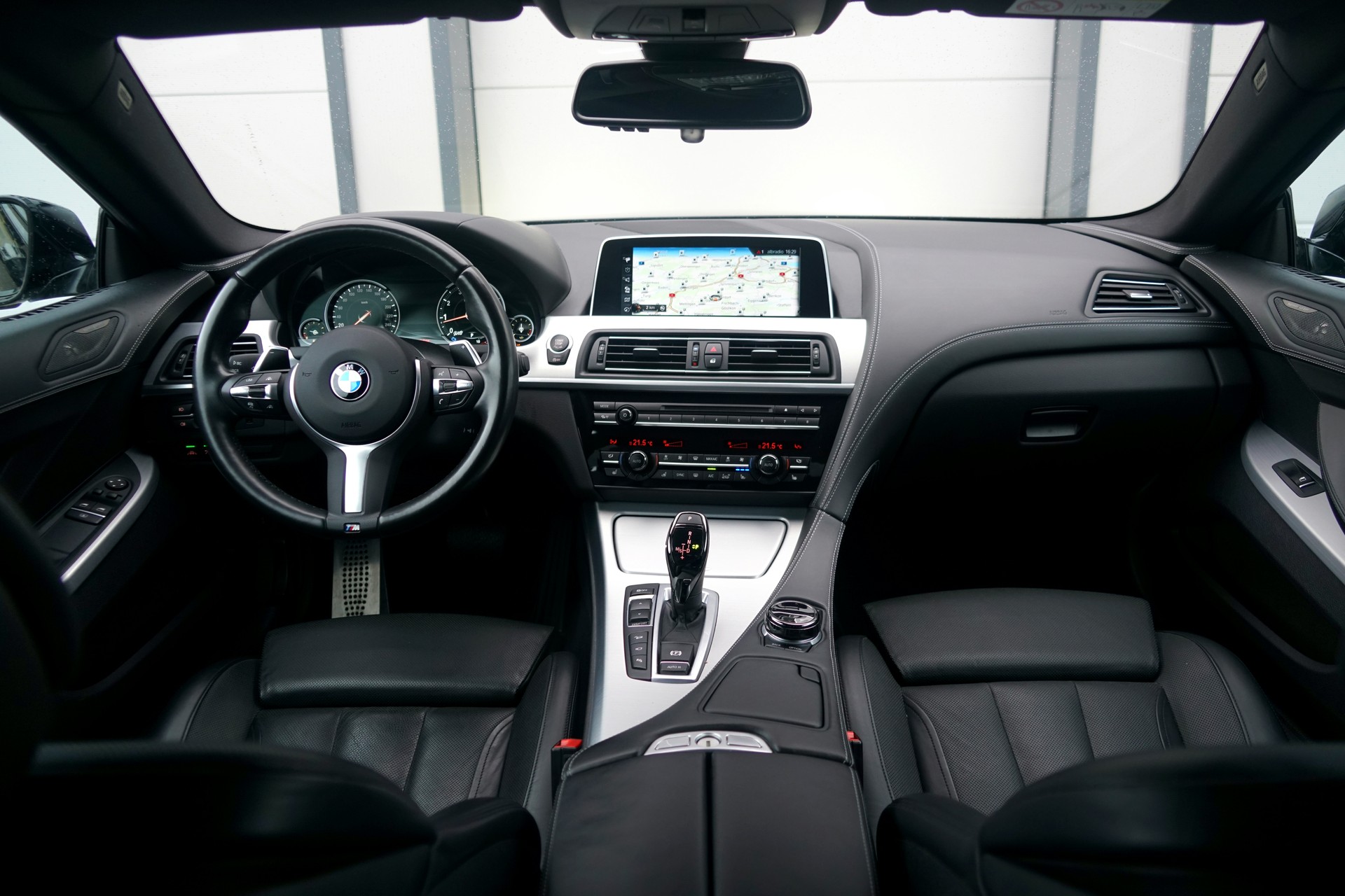 BMW 650i Coupé xDrive M Sport Edition (CH)-image-15