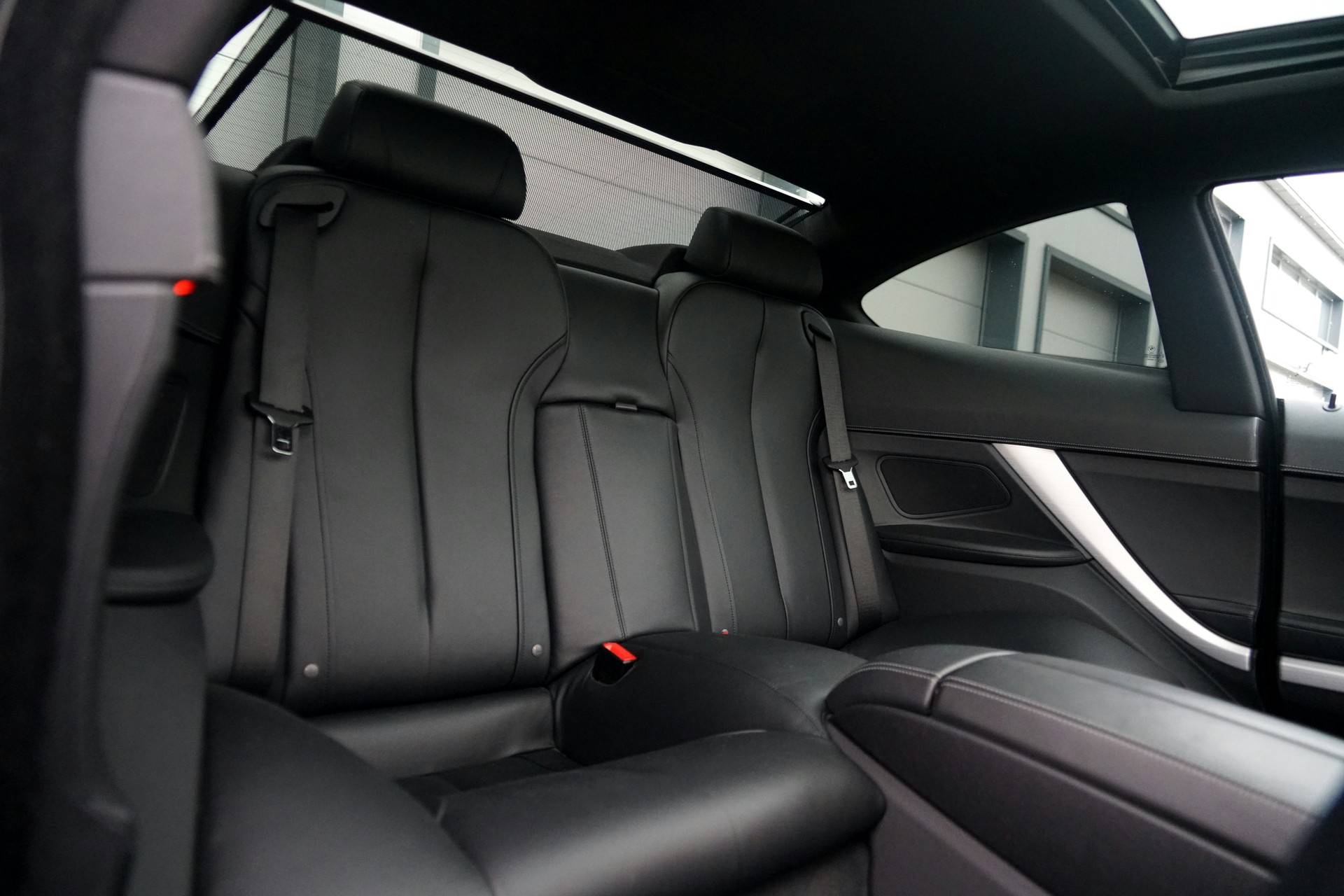 BMW 650i Coupé xDrive M Sport Edition (CH)-image-14