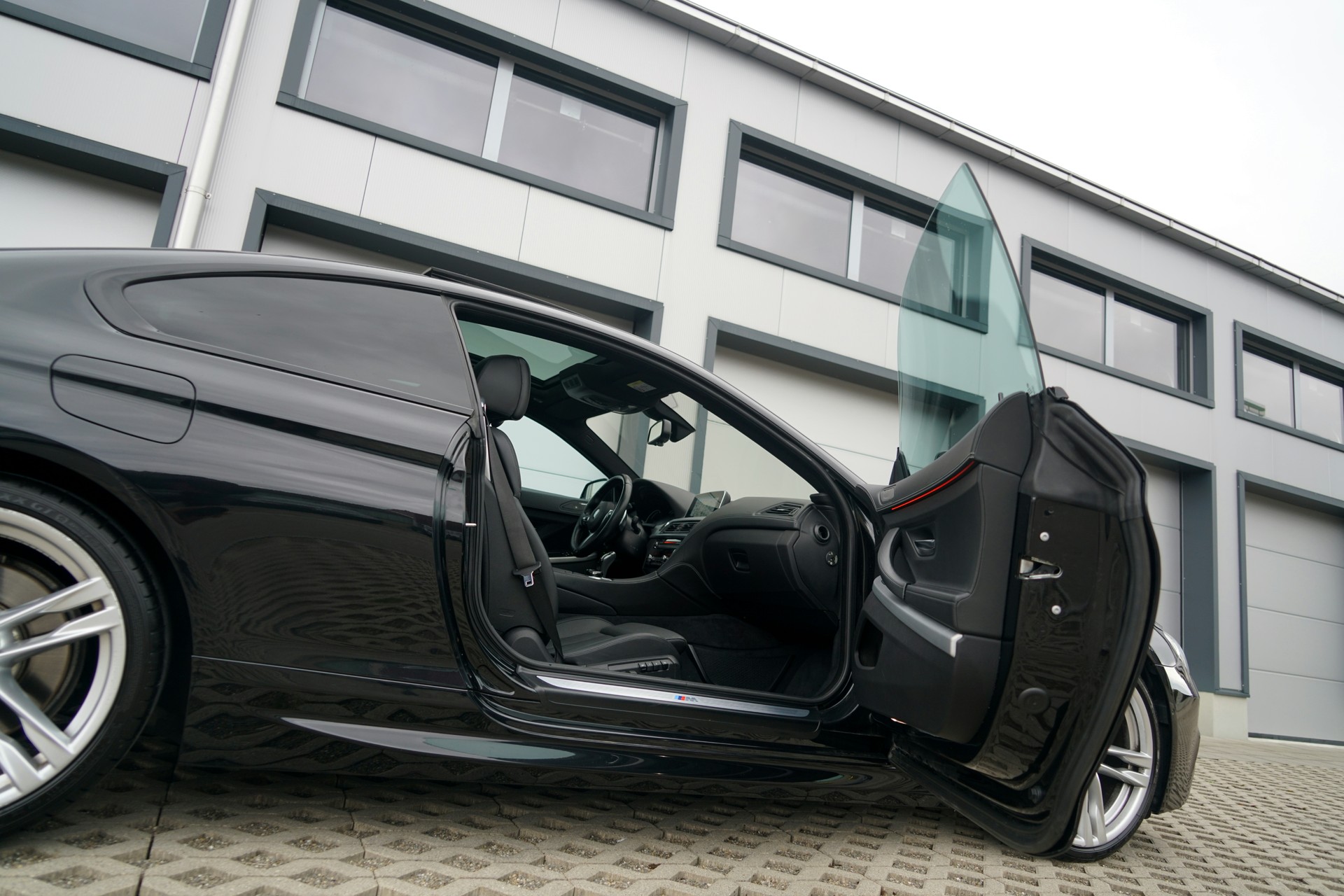 BMW 650i Coupé xDrive M Sport Edition (CH)-image-12