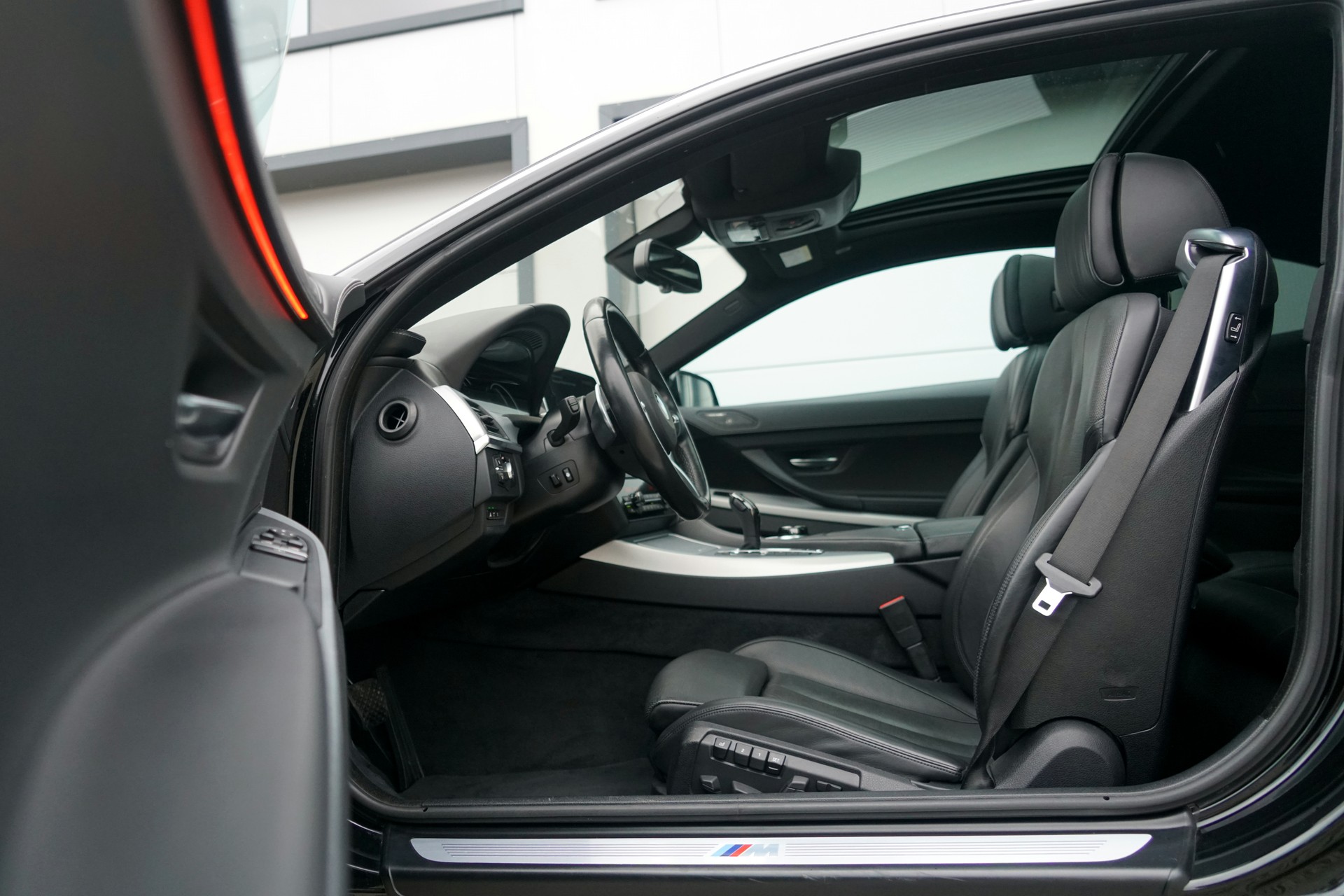 BMW 650i Coupé xDrive M Sport Edition (CH)-image-4