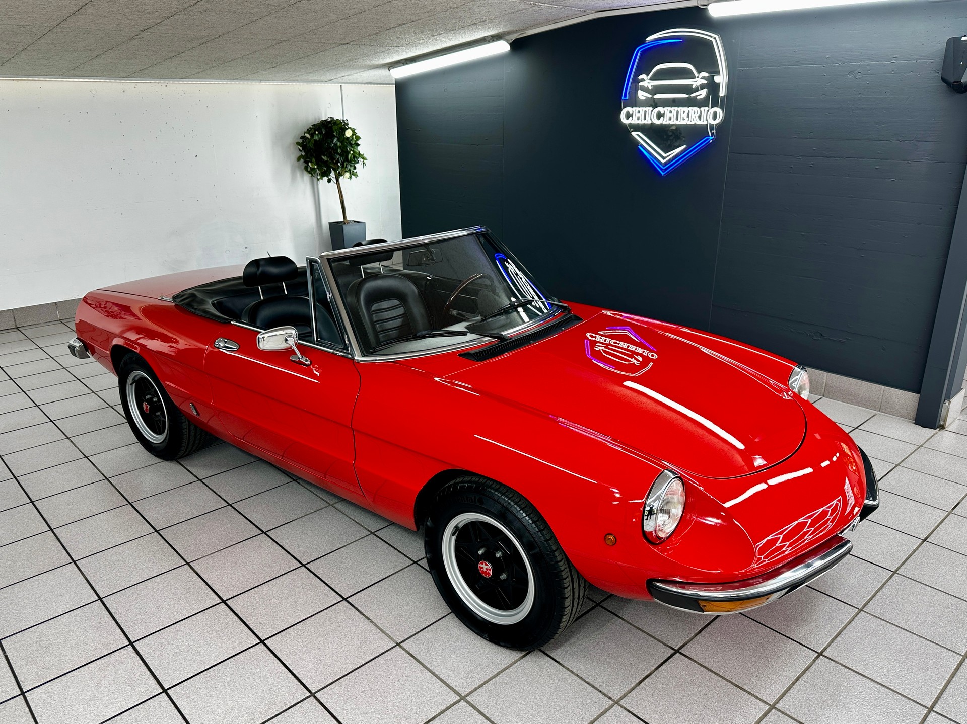 ALFA ROMEO Spider 2.0 (Veloce) Veteranenfahrzeug-showroom-element-2