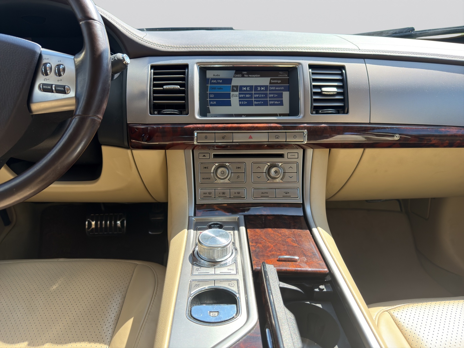 JAGUAR XF 5.0 V8 Portfolio-image-16