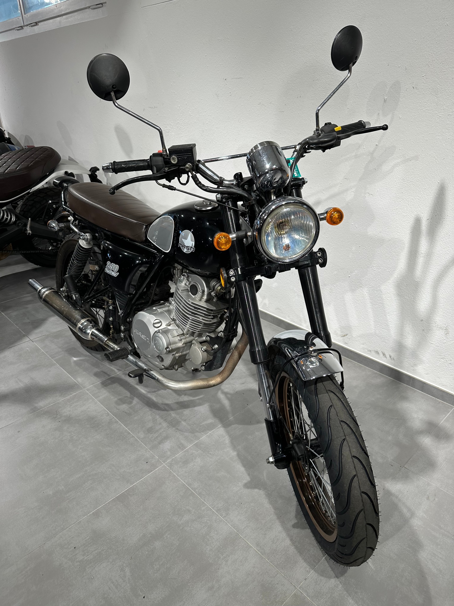MASH 250 Two Fifty-image-1