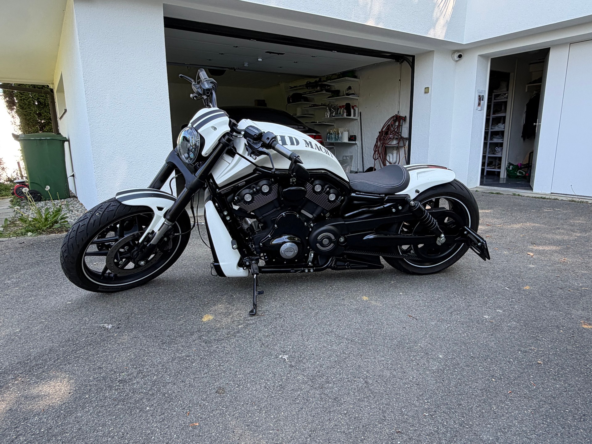 HARLEY-DAVIDSON VRSCDX Night Rod Special ABS-image-3