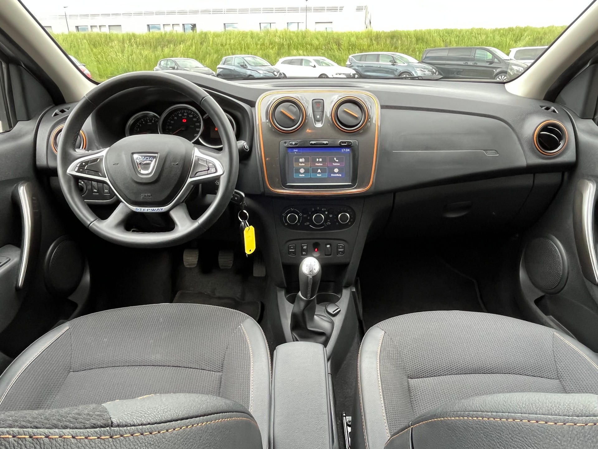 DACIA Logan MCV 0.9 Stepway Unlimited+++FRISCH AB MFK+++WENIG KM+++-image-6