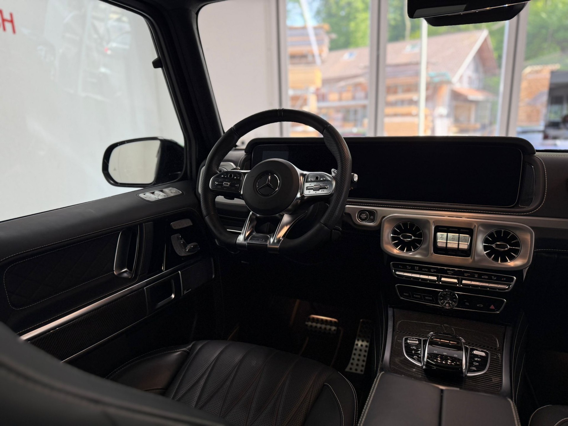 MERCEDES-BENZ G 63 AMG Speedshift Plus G-Tronic-image-17