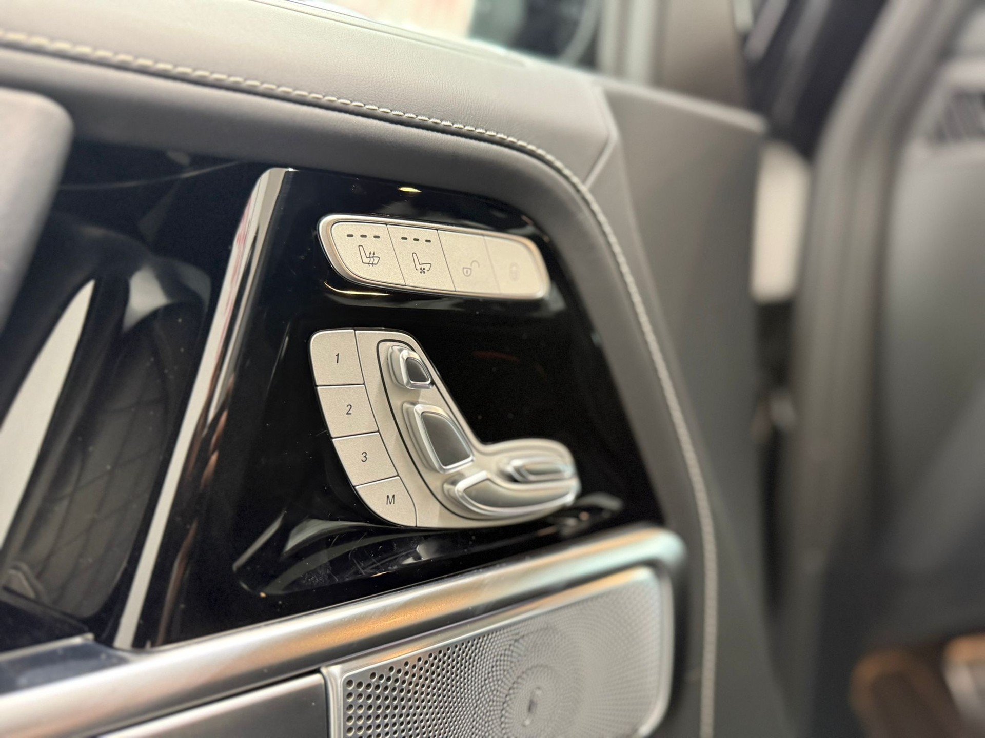 MERCEDES-BENZ G 63 AMG Speedshift Plus G-Tronic-image-8