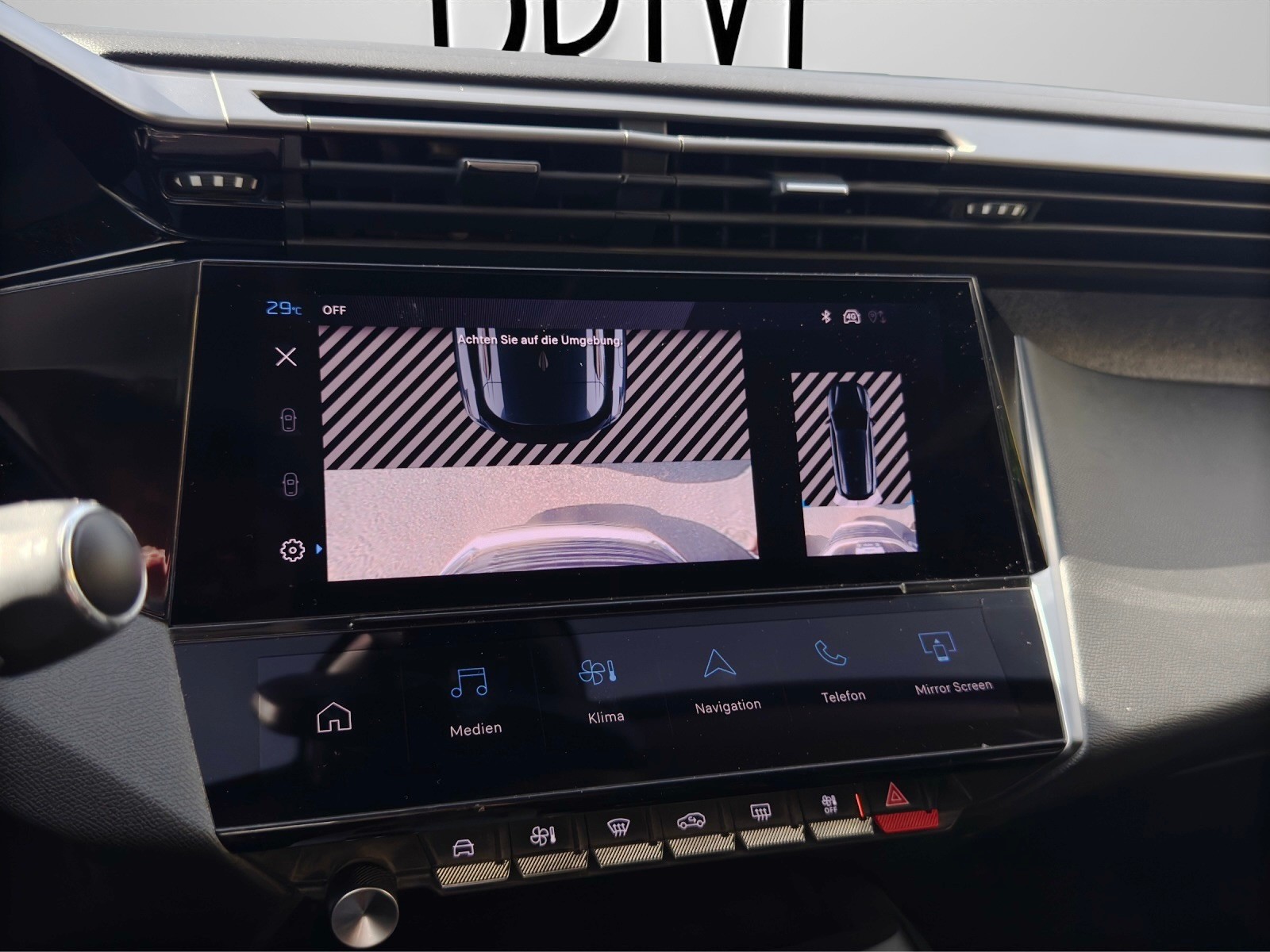 PEUGEOT 308 SW 1.5 BlueHDI Allure Pack EAT8-image-14