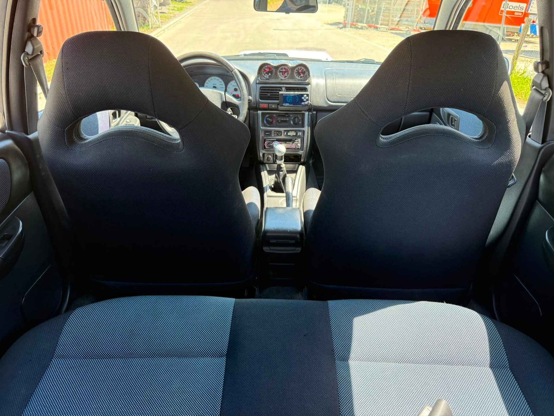 SUBARU Impreza 2.0 Turbo-image-13