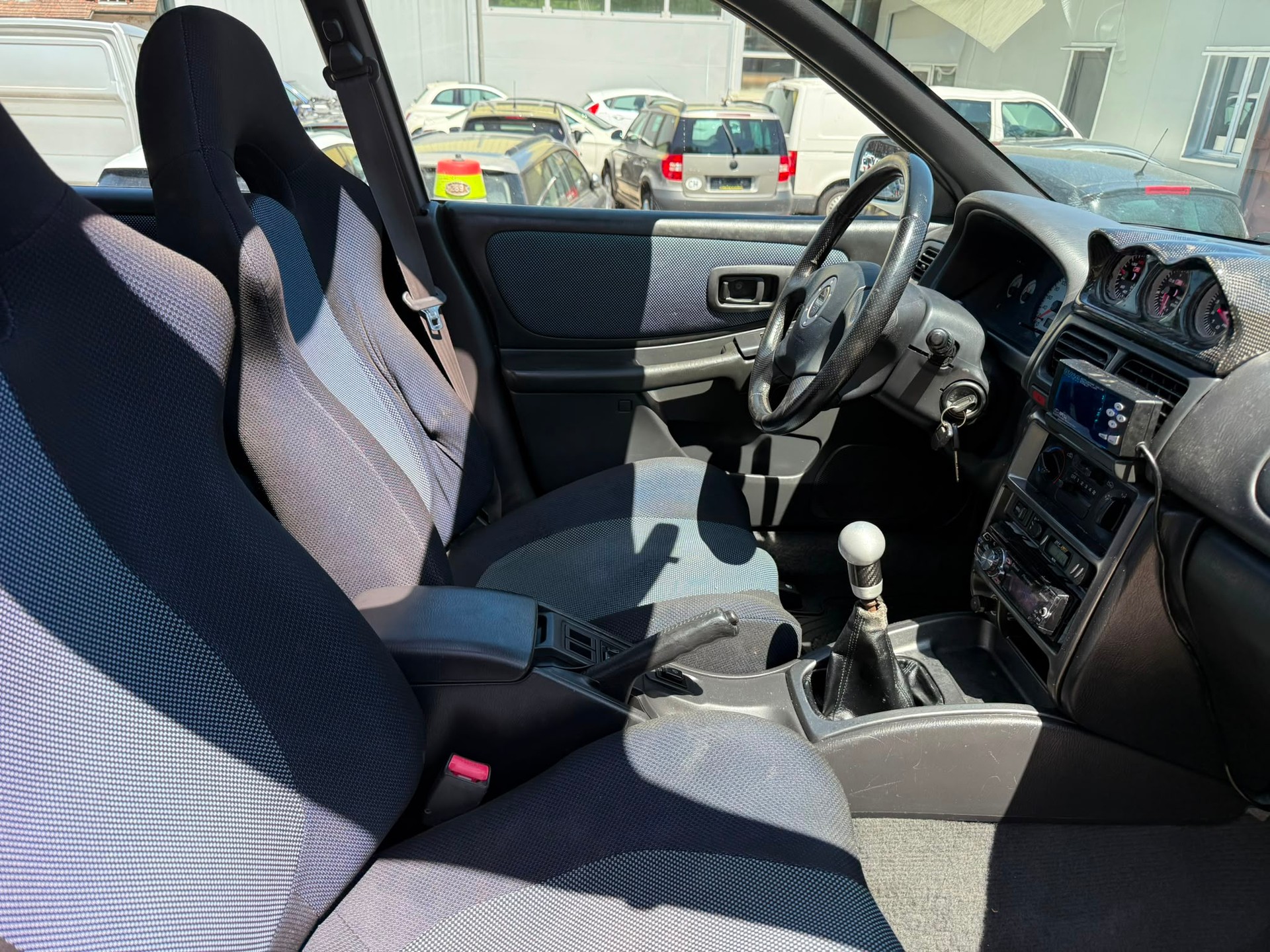 SUBARU Impreza 2.0 Turbo-image-8