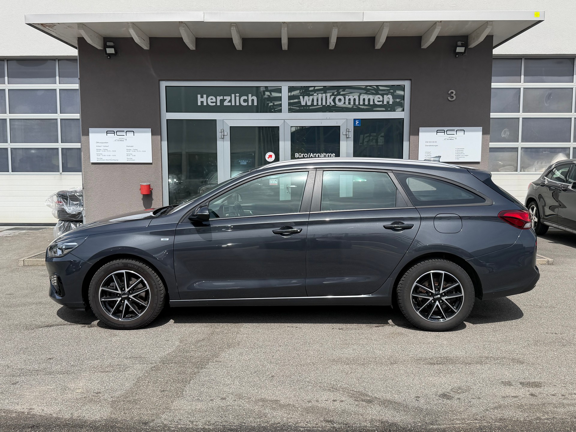 HYUNDAI i30 Wagon 1.5 T-GDi Origo 48V MH DCT-showroom-element-3
