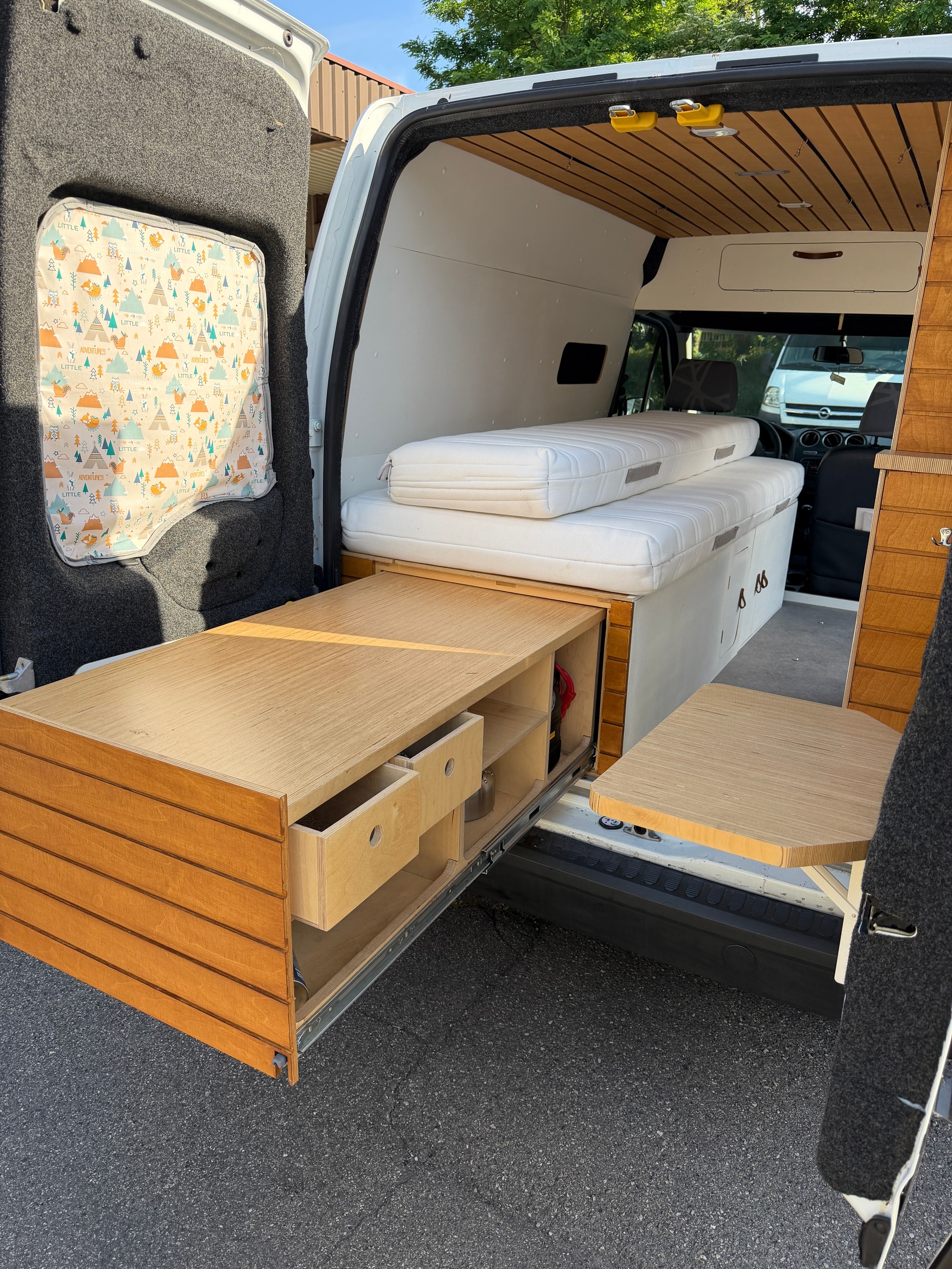 FORD transit connect 1.8 TDCI Camper- Clever Ausgebaut-image-3