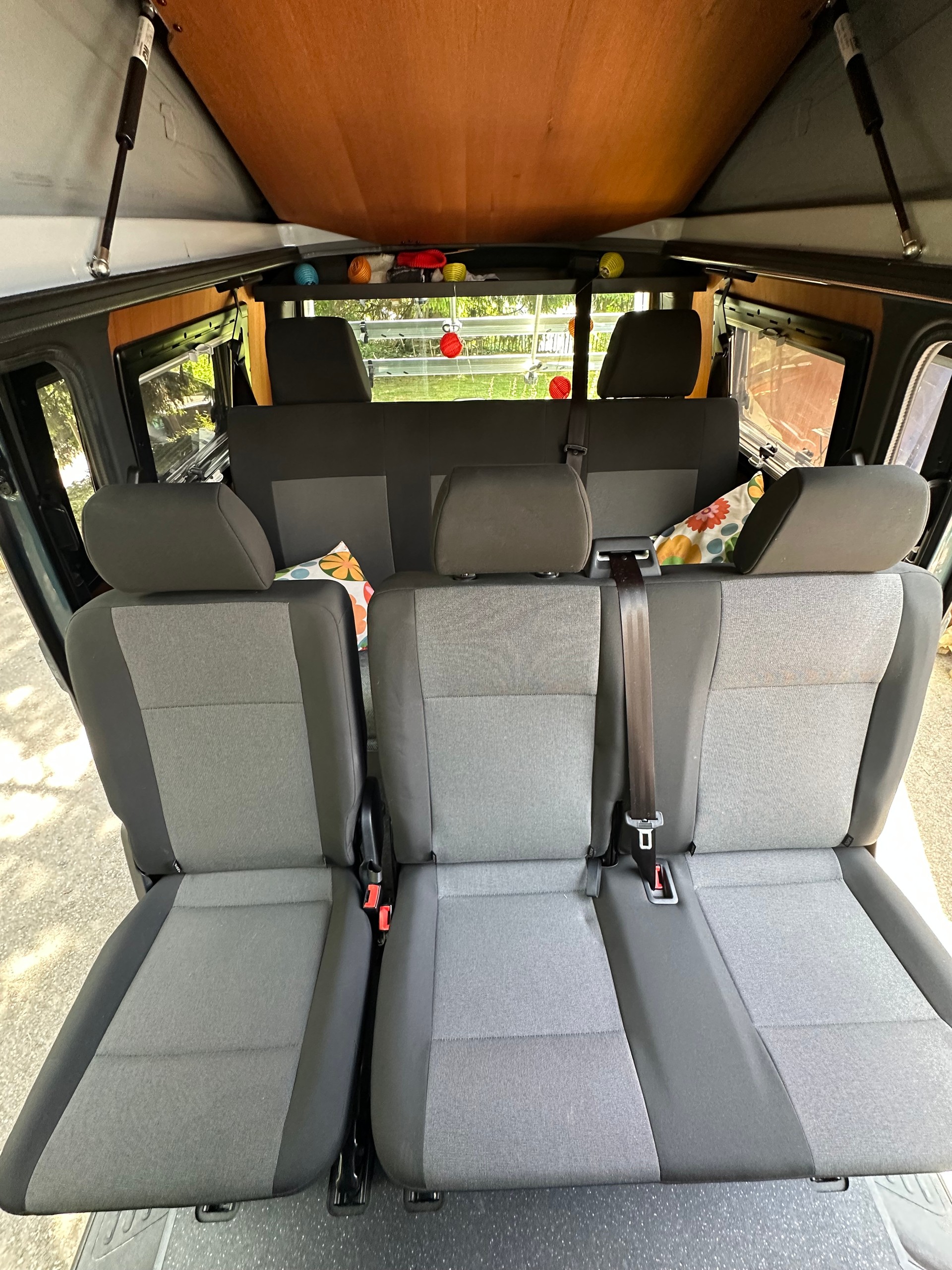 VW Custom-Bus-image-14