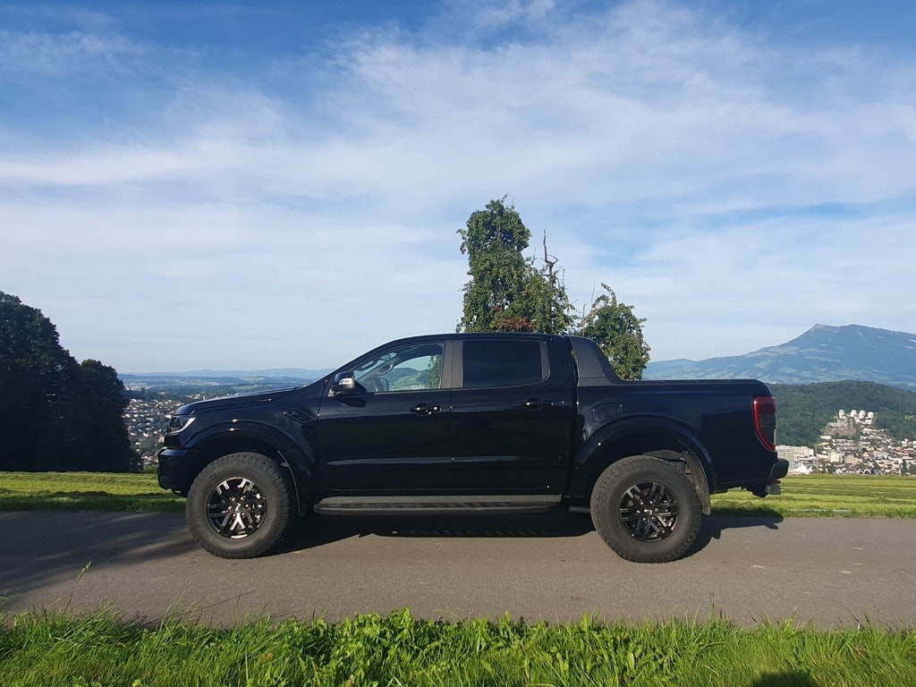 FORD Ranger Raptor *****All Black - Special Edition***** , Top Zustand , 4x4 **Standheizung**AHK 2500kg**Frisch Service & MFK**-image-4