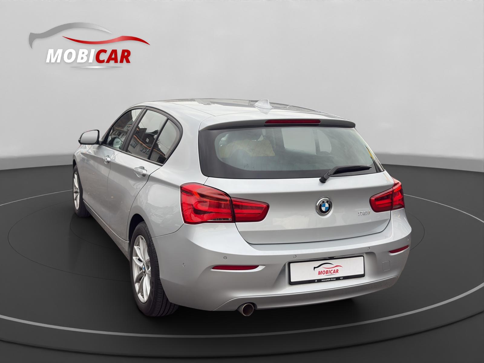 BMW 118i Steptronic-image-2