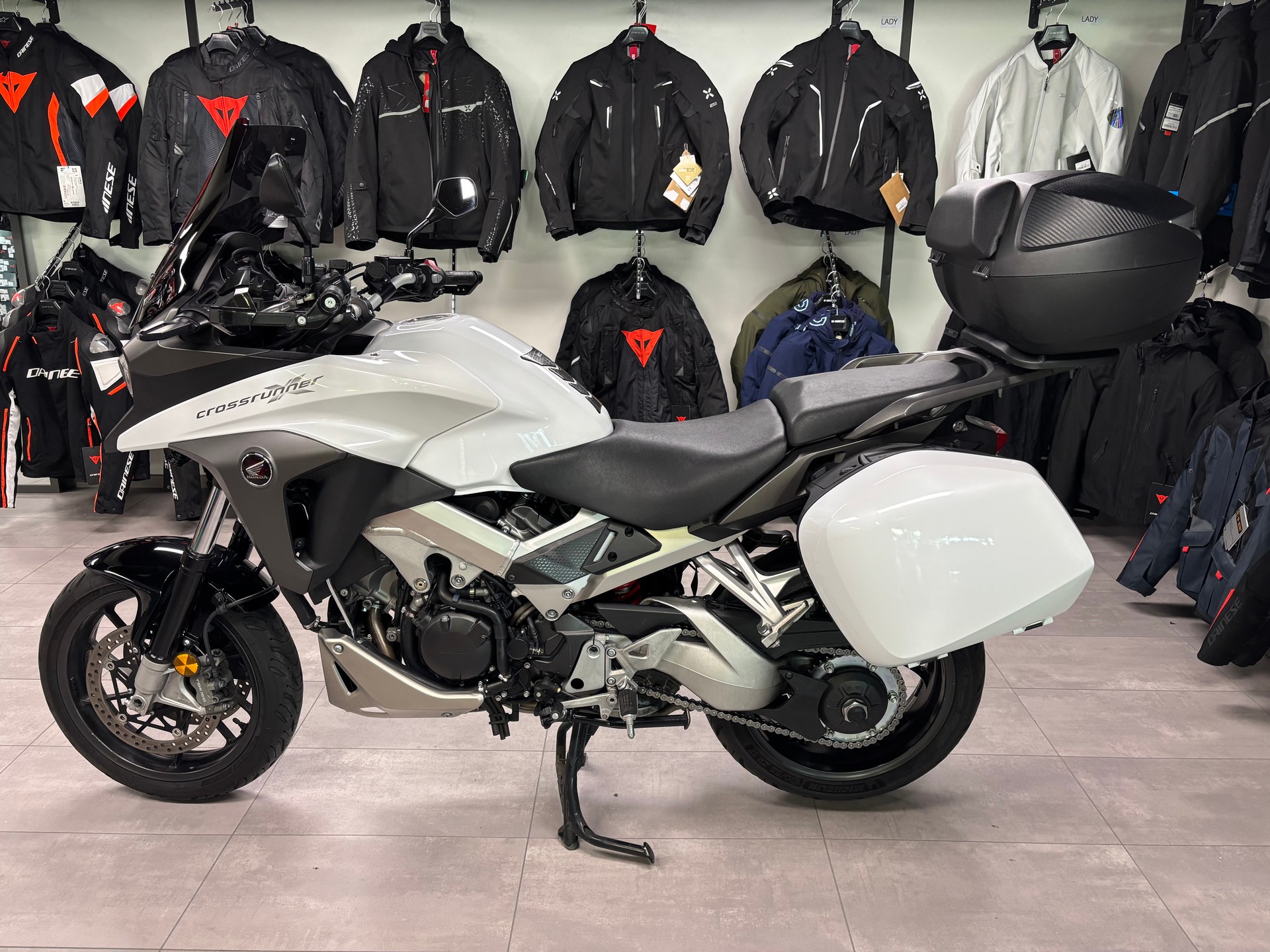 HONDA VFR 800 XA Crossrunner-image-1