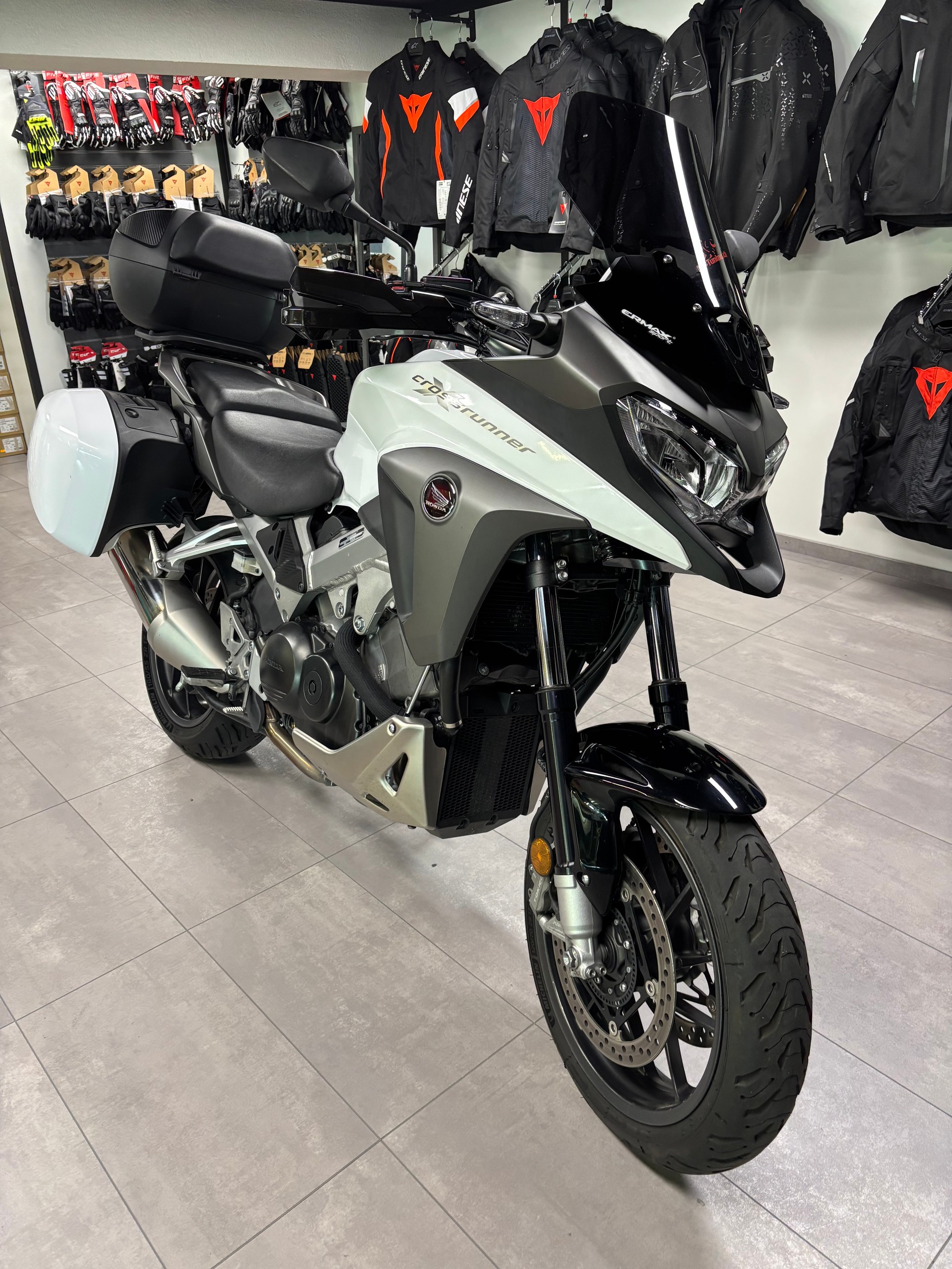 HONDA VFR 800 XA Crossrunner-image-2
