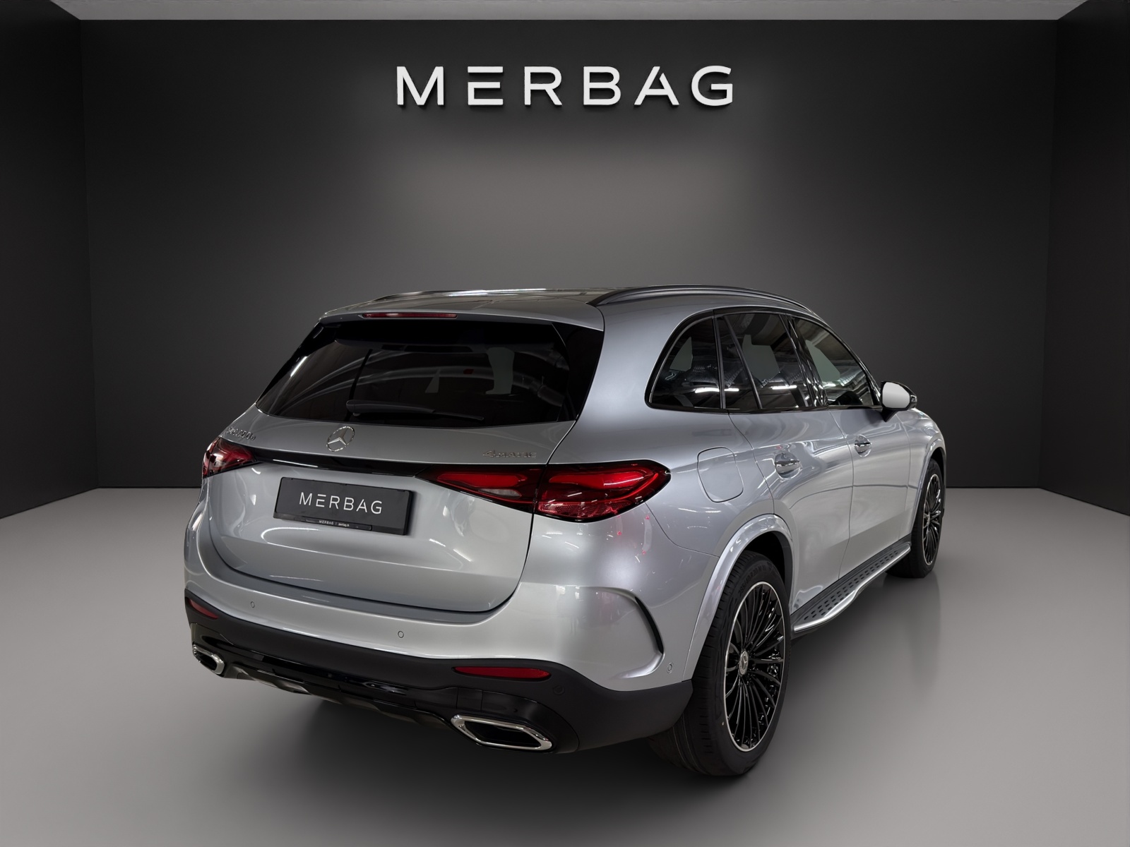 MERCEDES-BENZ GLC 300 e 4Matic 9G-Tronic-image-2