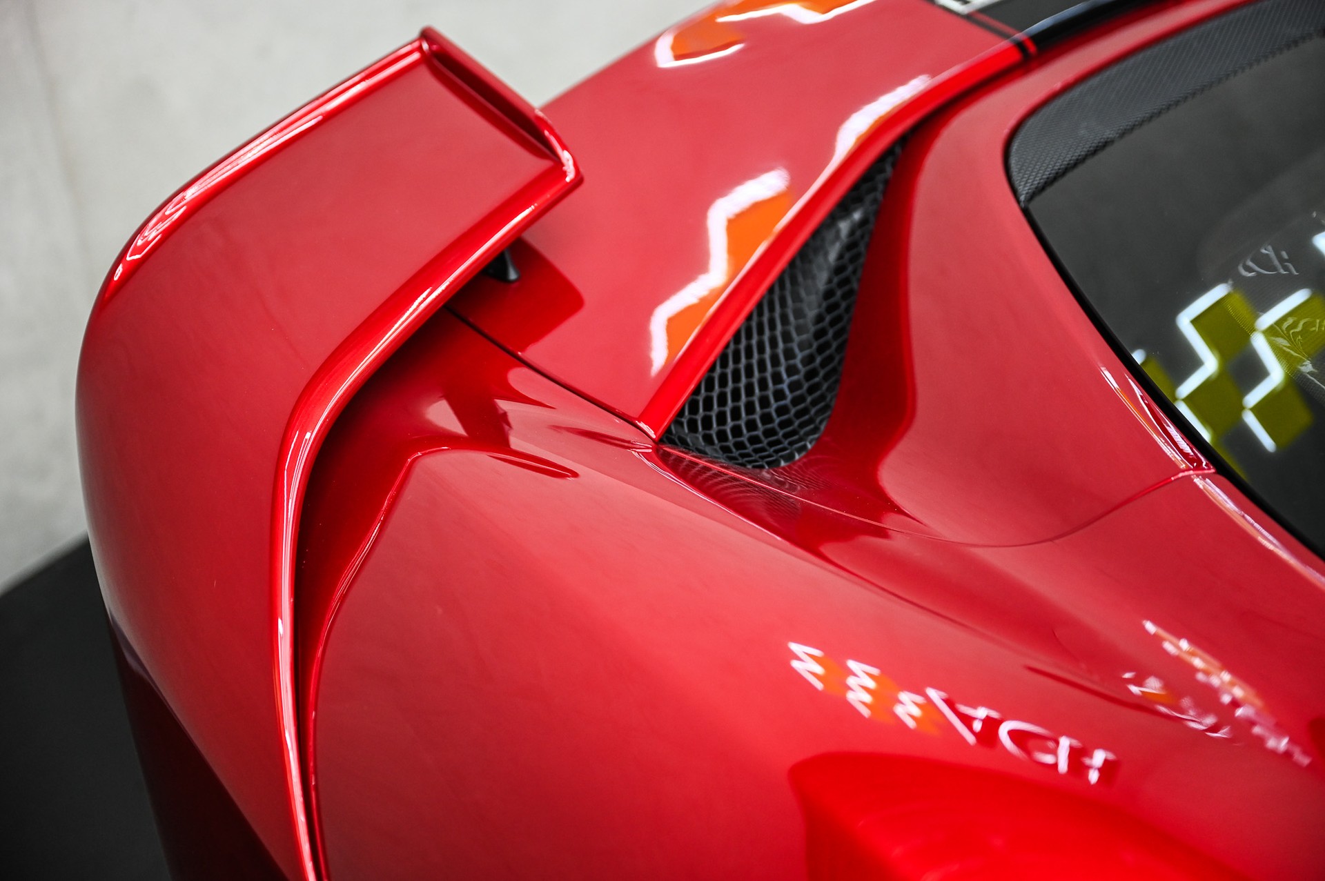 FERRARI 296 Speciale-image-18