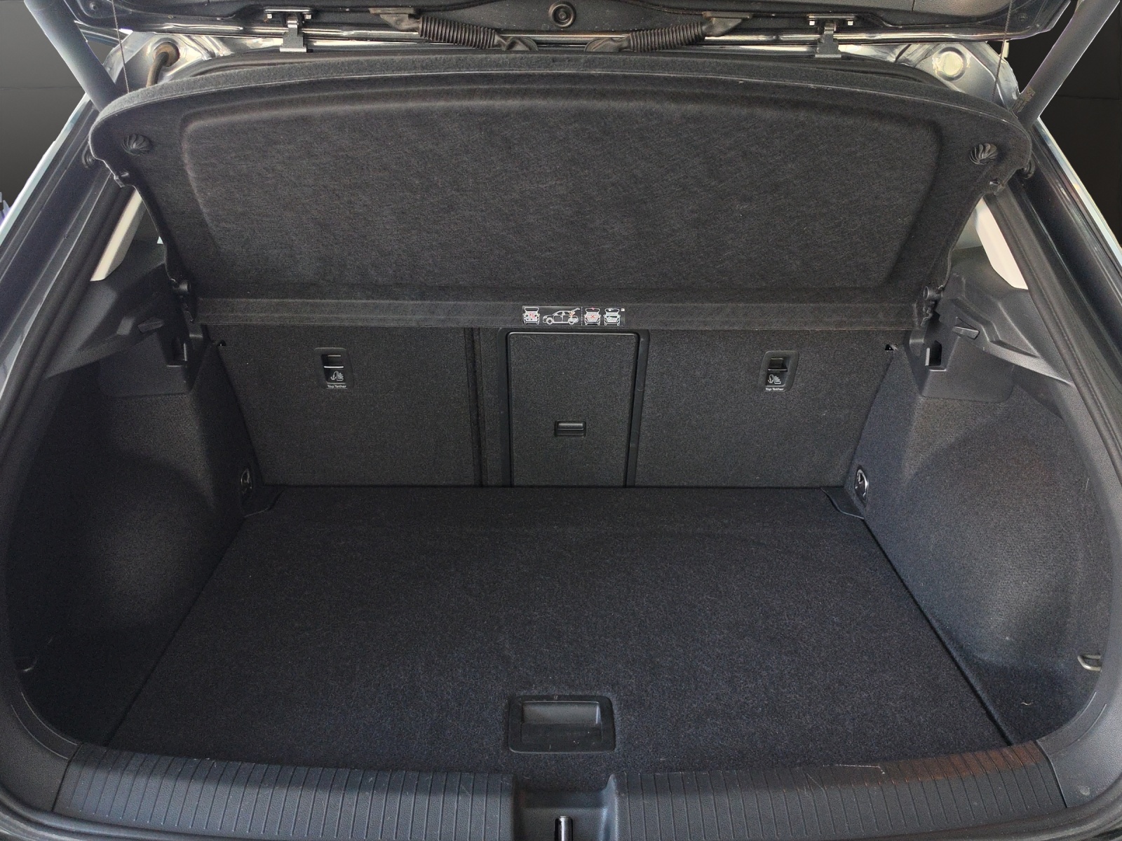 VW T-Roc 1.5 TSI EVO Advance DSG-image-15