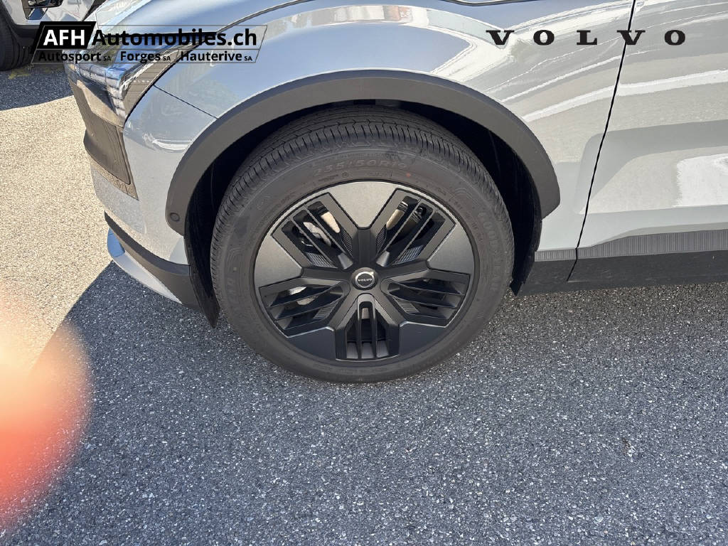 VOLVO EX 30 CC E60 Twin Performance AWD-image-17