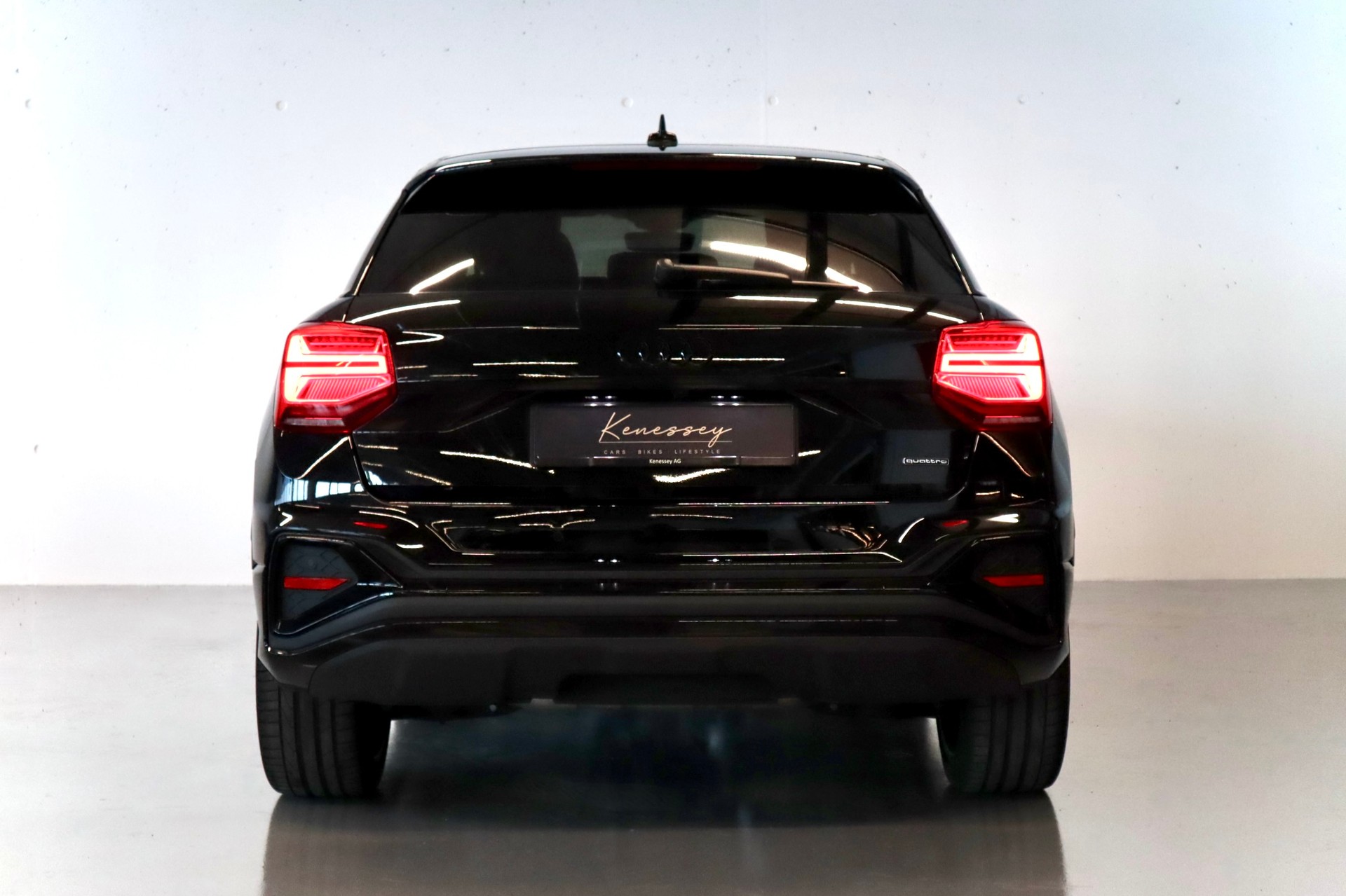 AUDI Q2 40 TFSI S line Attraction quattro S-tronic | CH-FZG-showroom-element-2