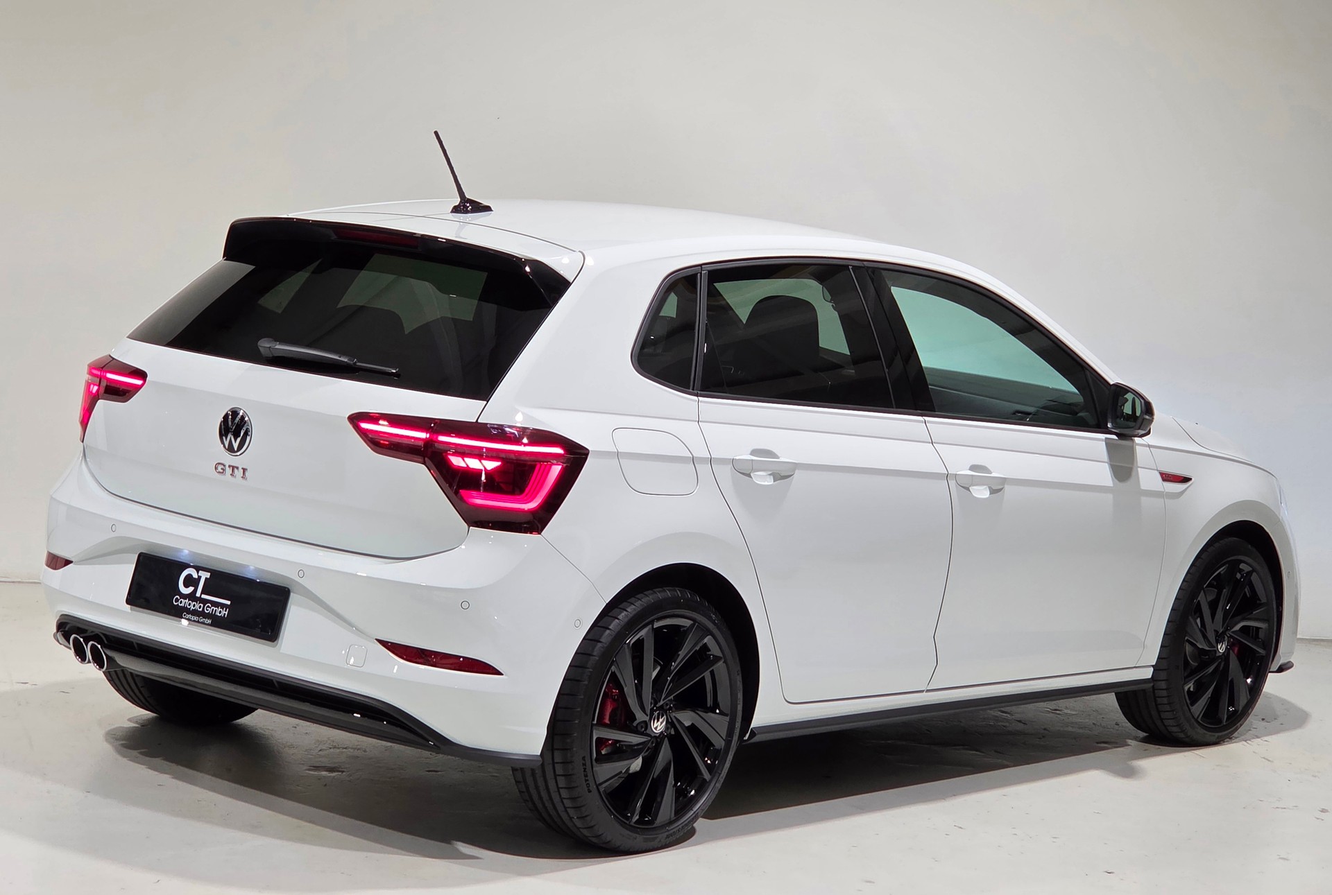 VW Polo 2.0 TSI GTI DSG-image-26