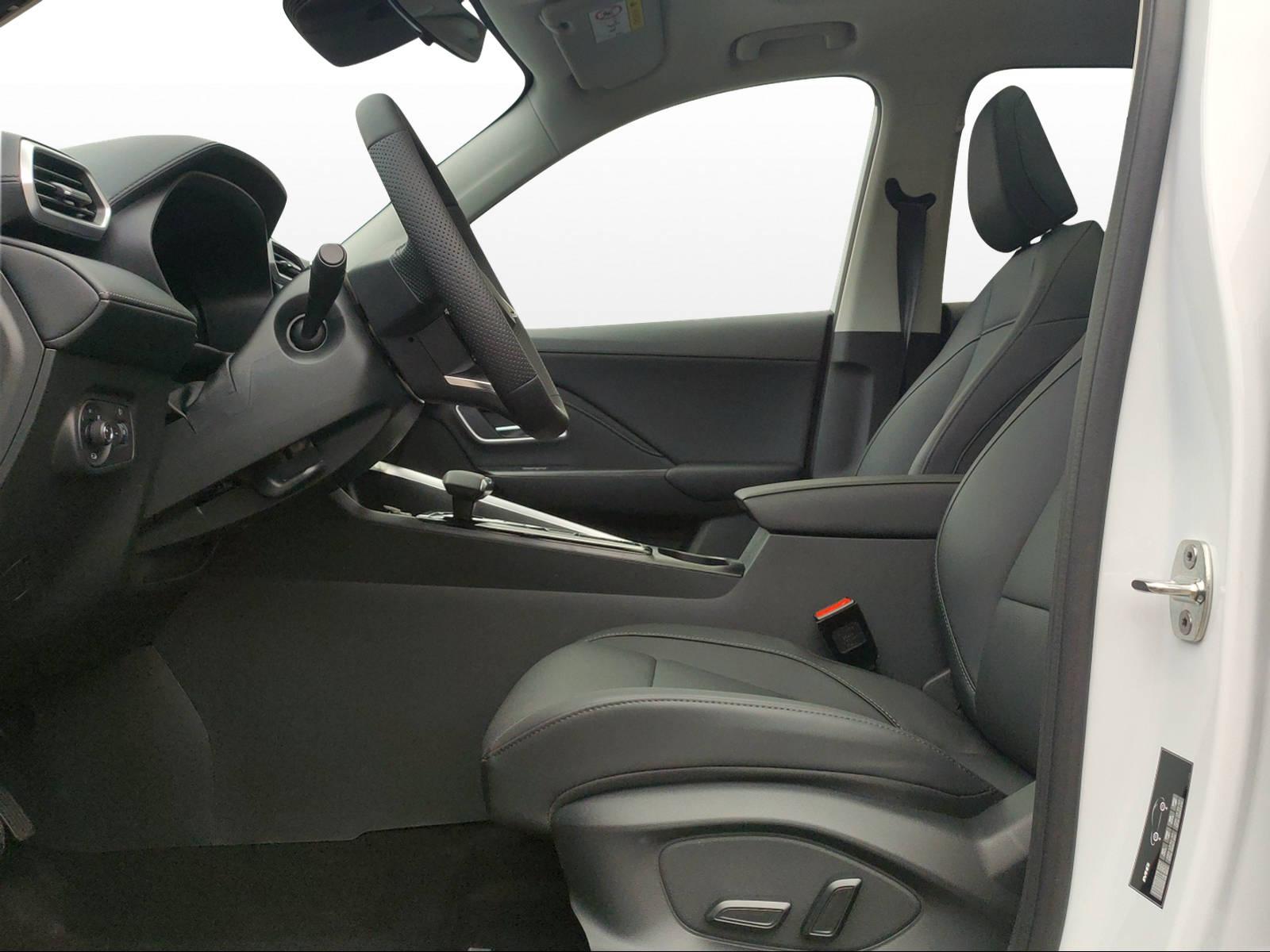 MG ZS 1.5 Hybrid+ Luxury-image-7