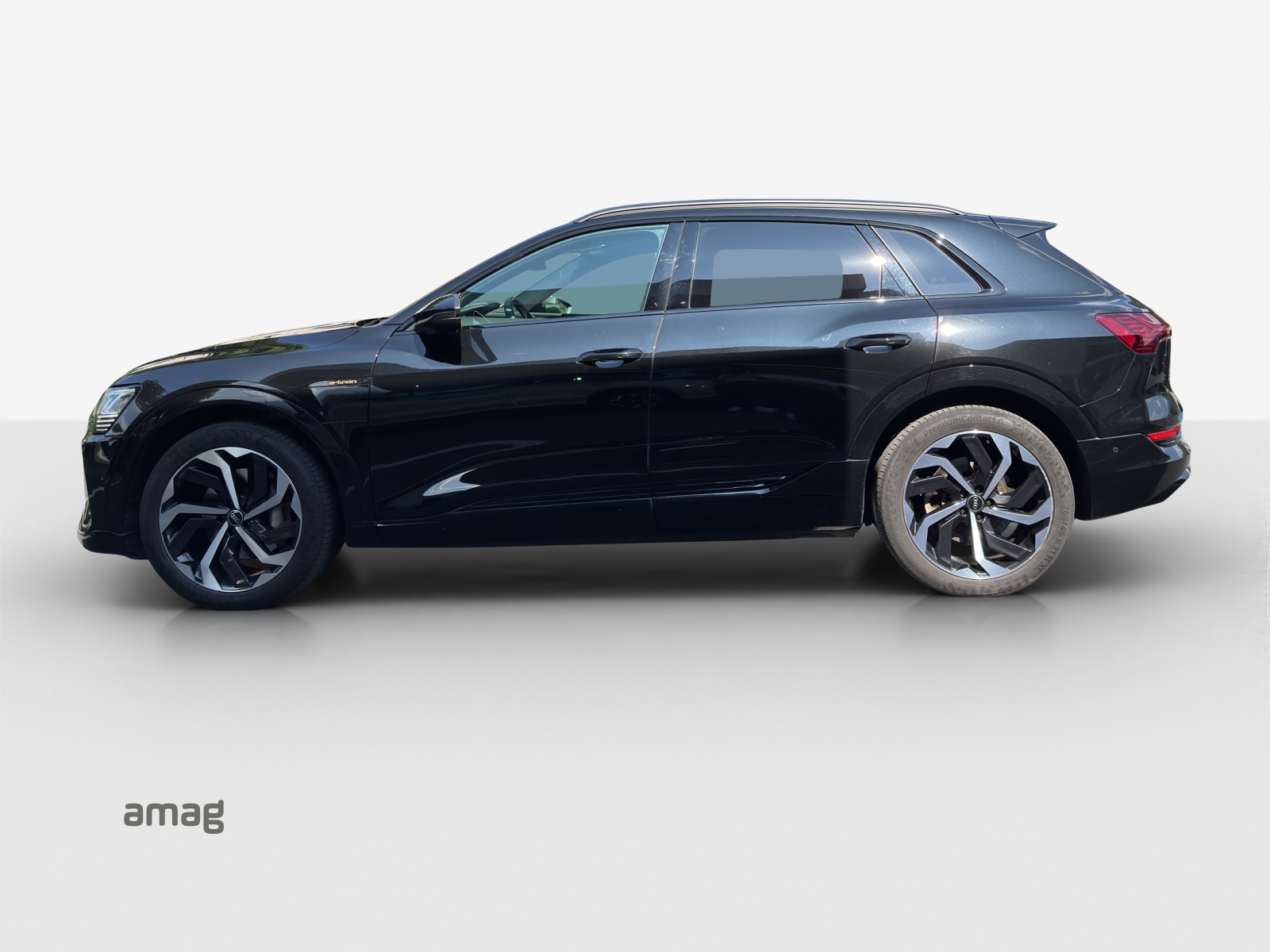 AUDI e-tron 55 S Line Black Edition quattro-showroom-element-1