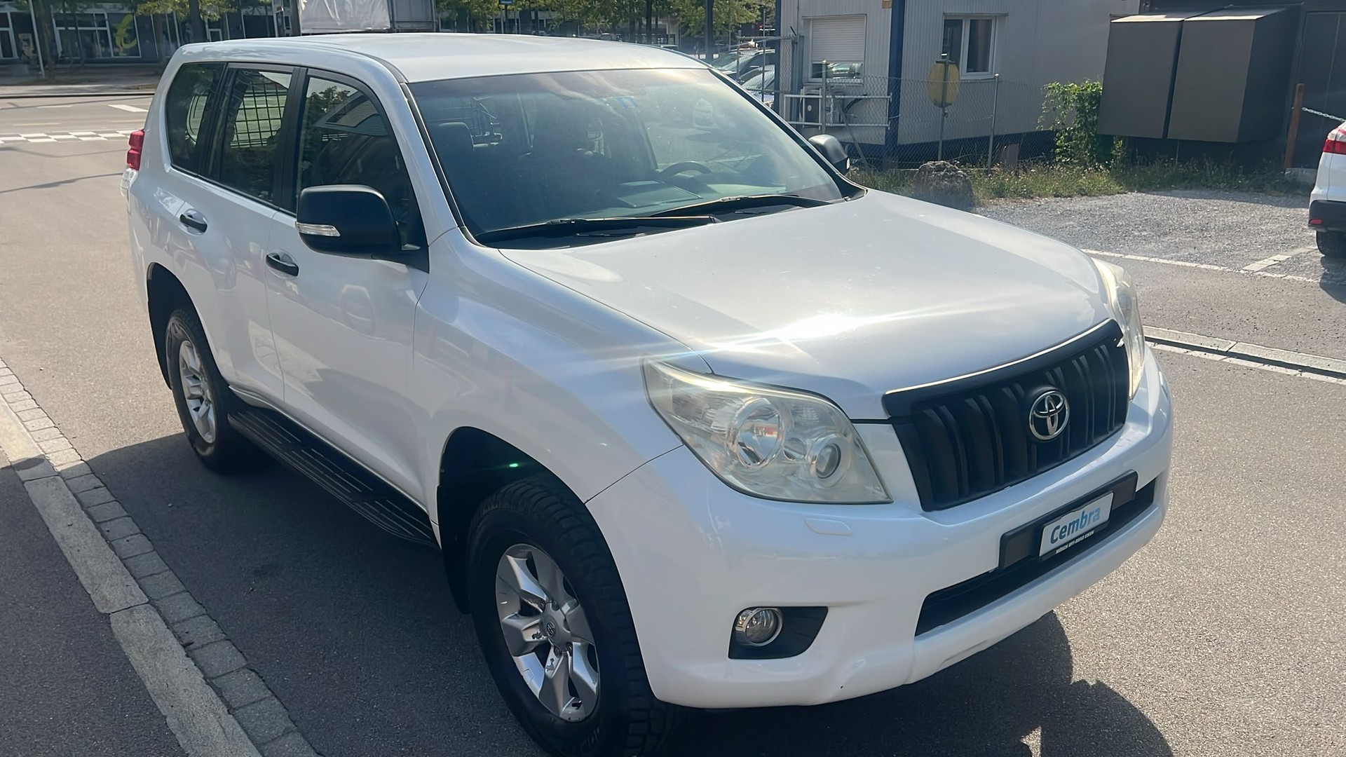 TOYOTA Land Cruiser 3.0 TD Linea Luna-image-2
