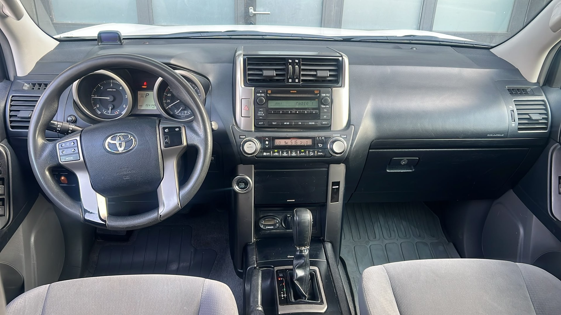 TOYOTA Land Cruiser 3.0 TD Linea Luna-image-8