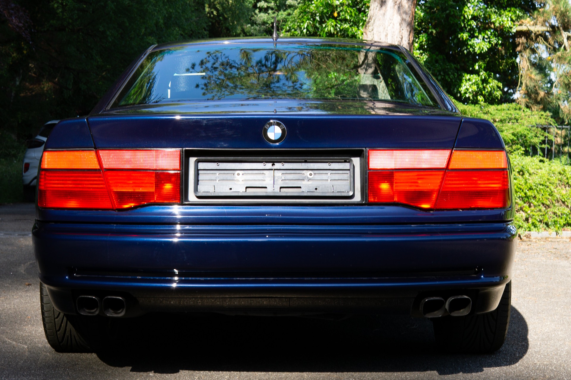 BMW 850i Veteran-image-2