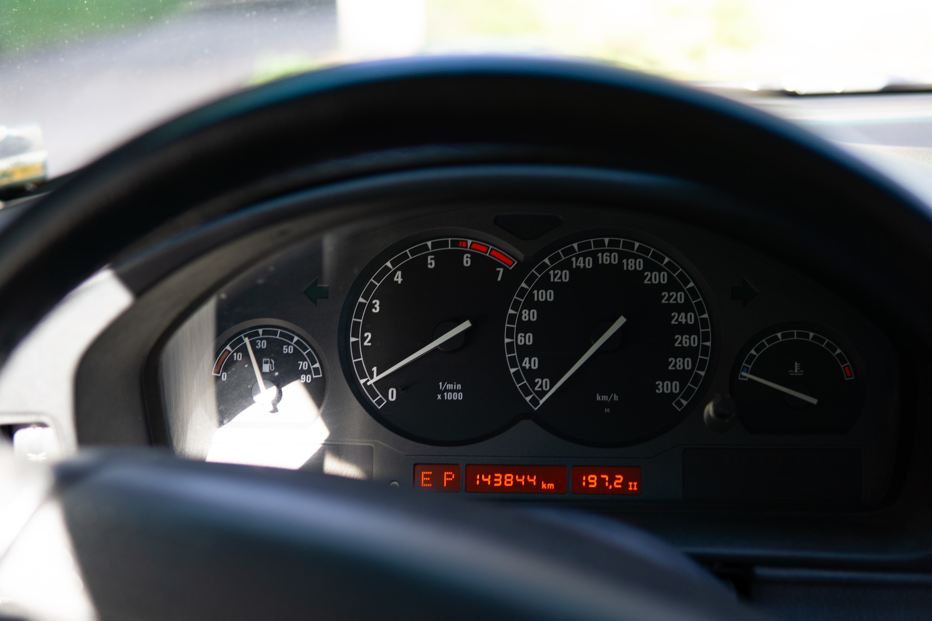 BMW 850i Veteran-image-8