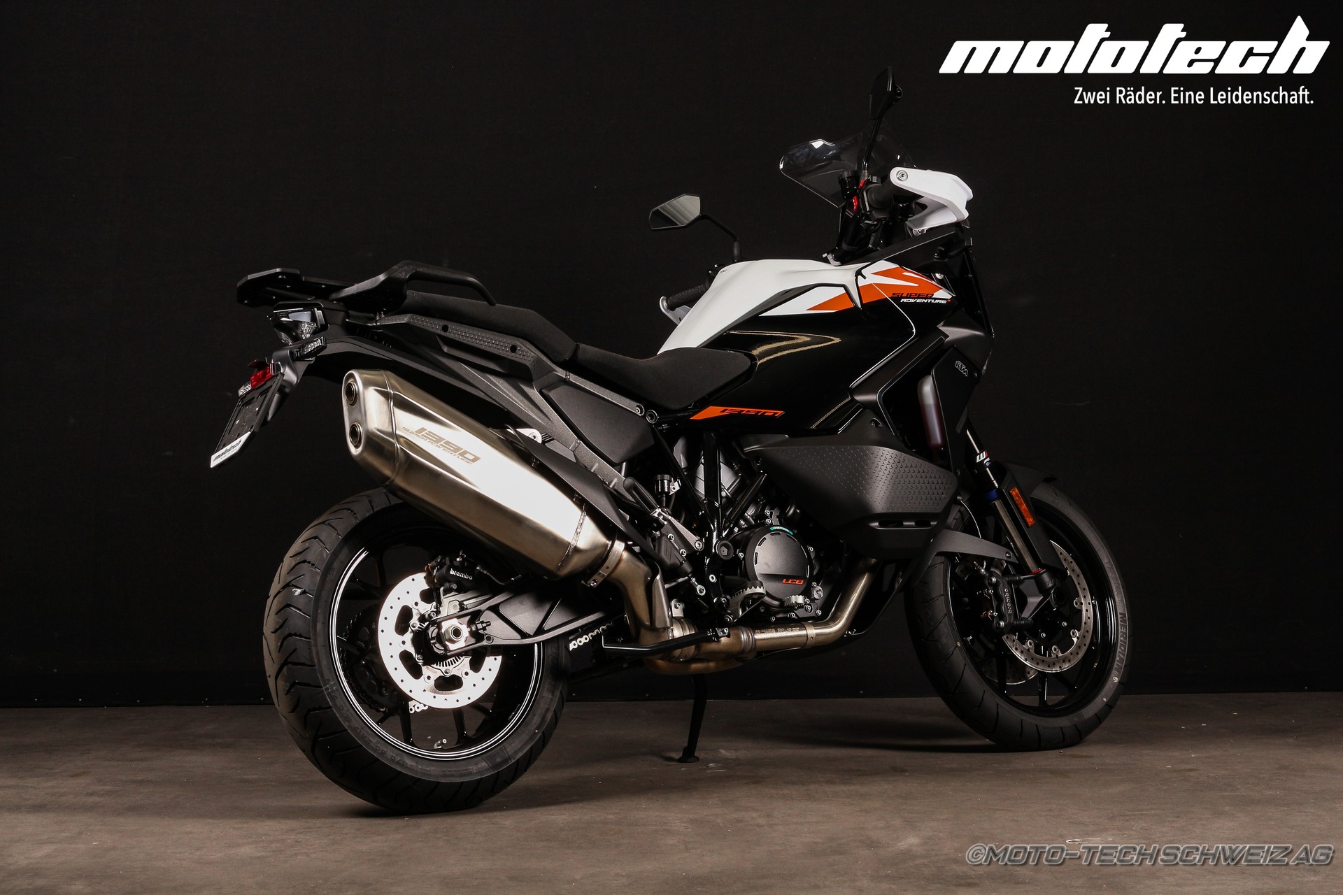 KTM 1390 Super Adventure S EVO-image-2