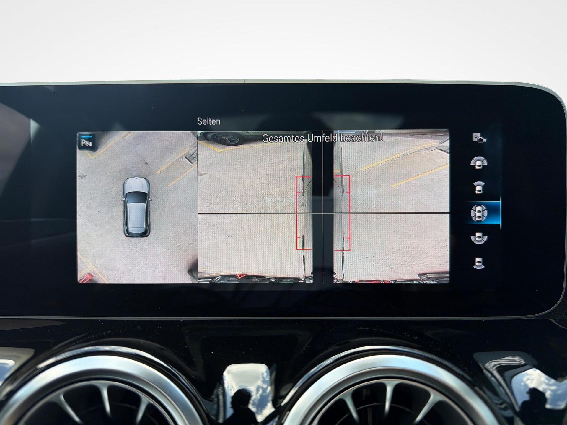MERCEDES-BENZ GLA 250 Progressive 4matic-image-13