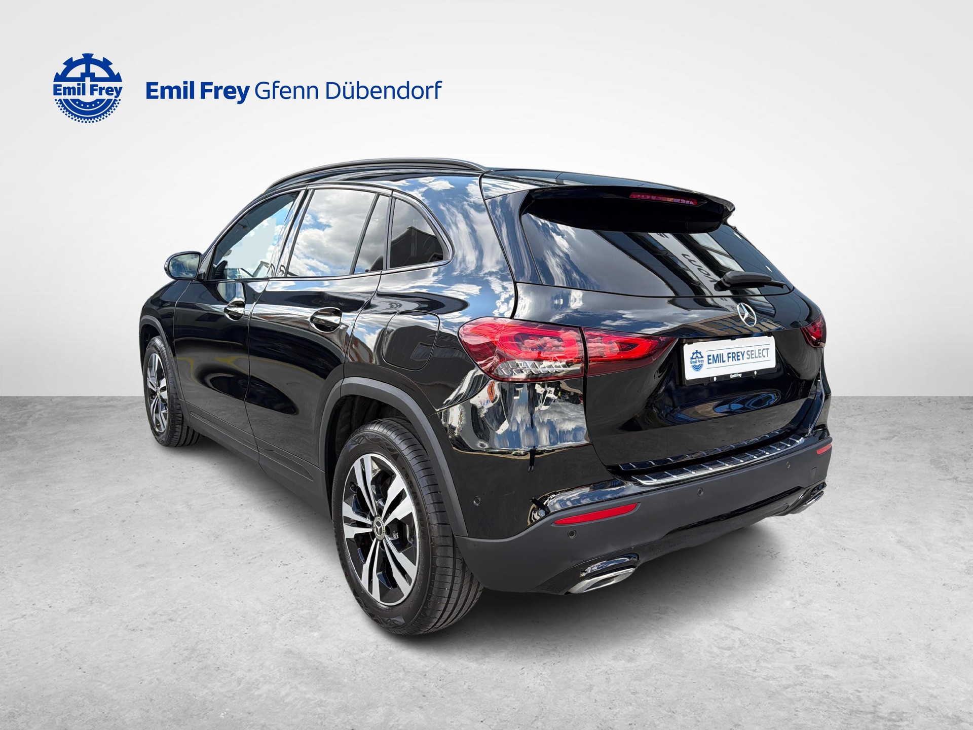 MERCEDES-BENZ GLA 250 Progressive 4matic-showroom-element-2