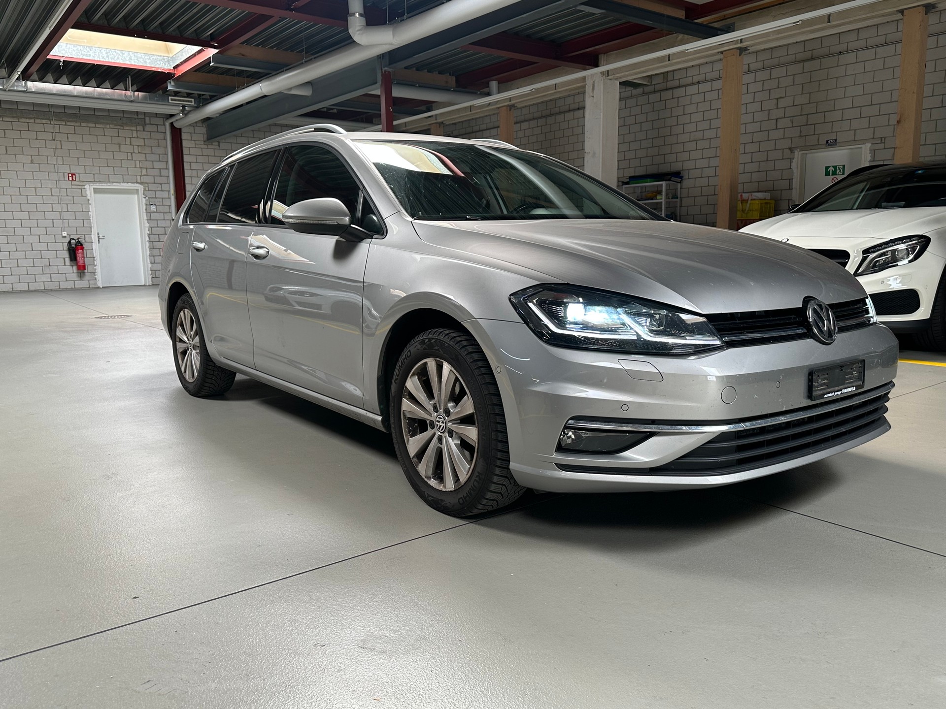 VW Golf Variant 1.4 TSI Comfortline-showroom-element-3