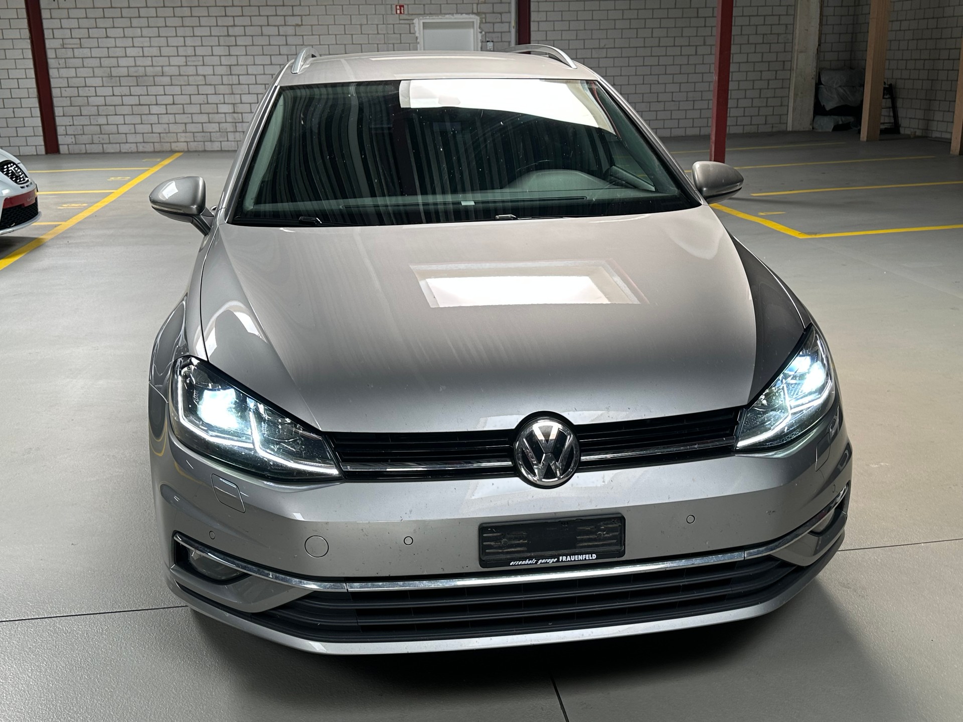 VW Golf Variant 1.4 TSI Comfortline-image-11