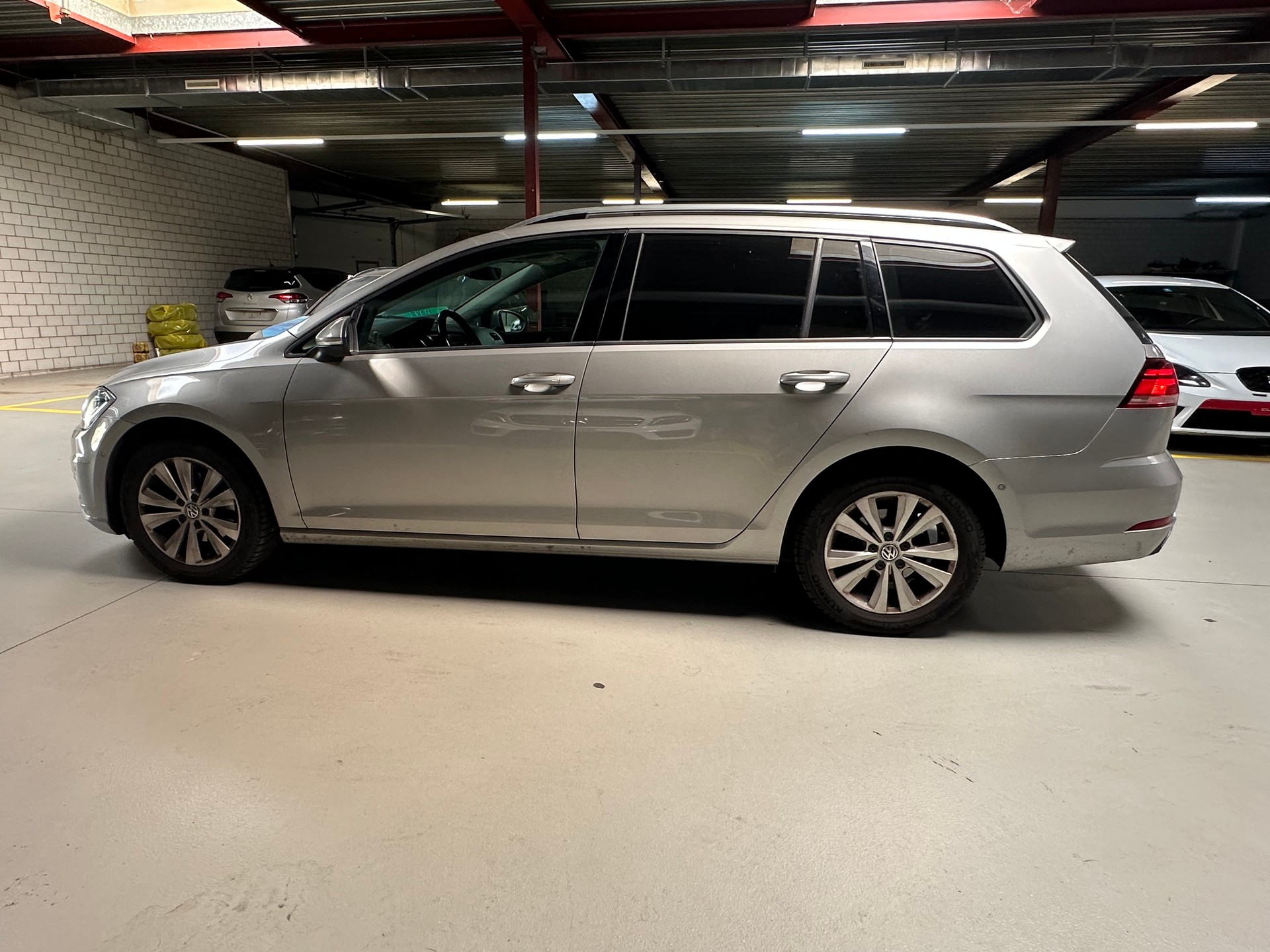 VW Golf Variant 1.4 TSI Comfortline-showroom-element-1