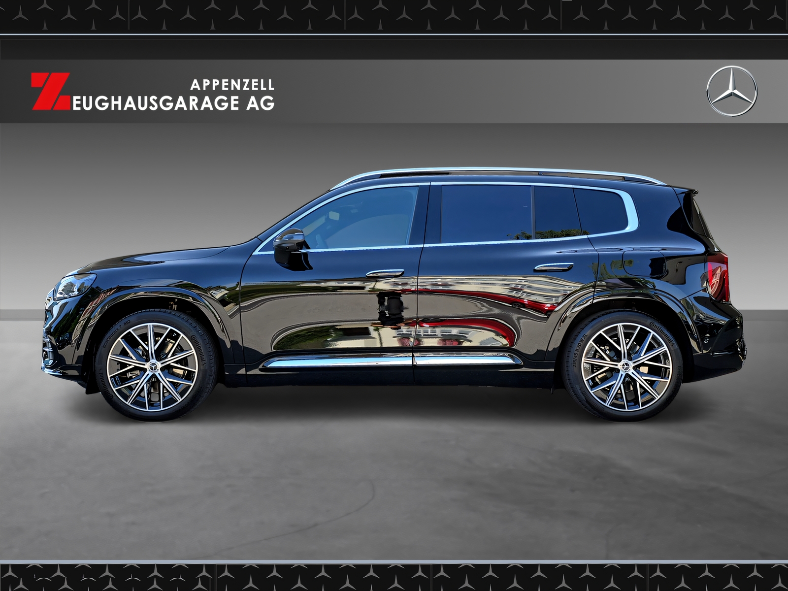 MERCEDES-BENZ GLB 220 4Matic-showroom-element-2