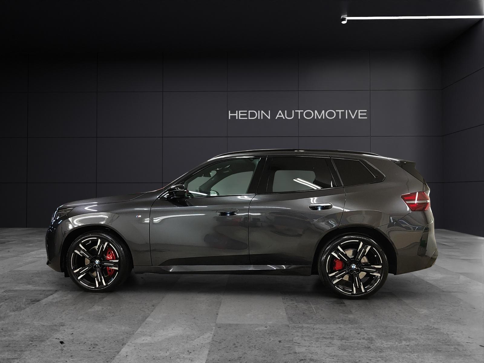 BMW X3 M50i-showroom-element-1