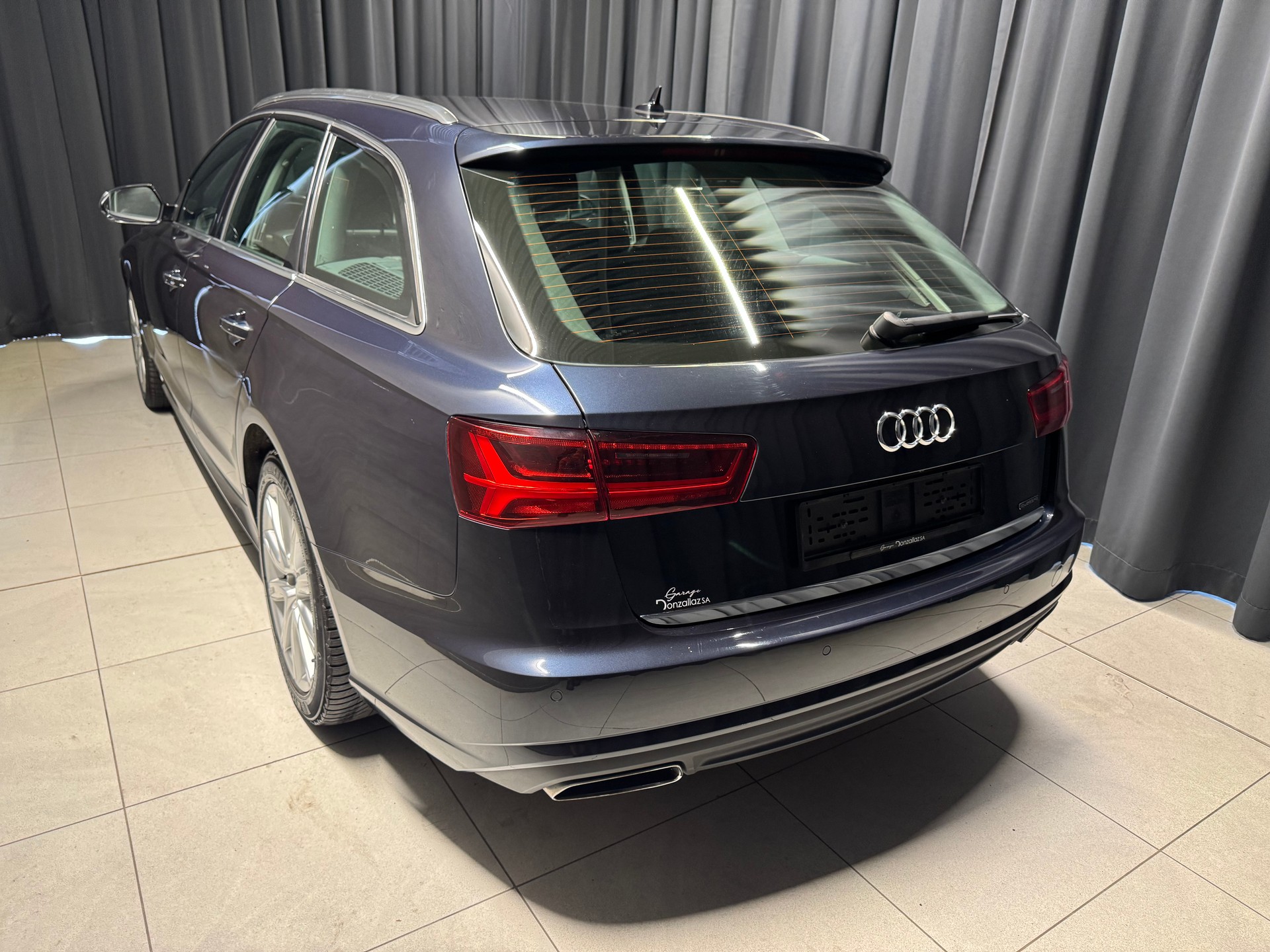 AUDI A6 Avant 3.0 TDI V6 Attraction quattro S-tronic(59)(M)-showroom-element-3
