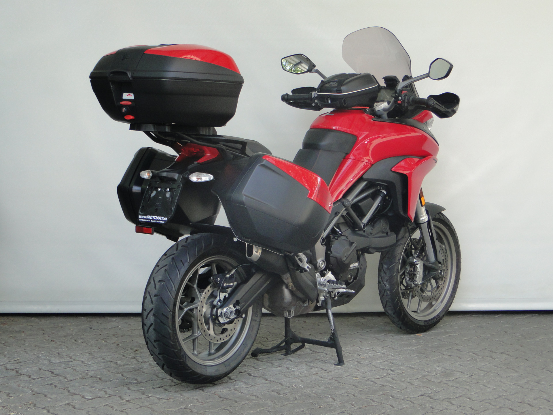 DUCATI Multistrada 950 viel Zubehör-showroom-element-3