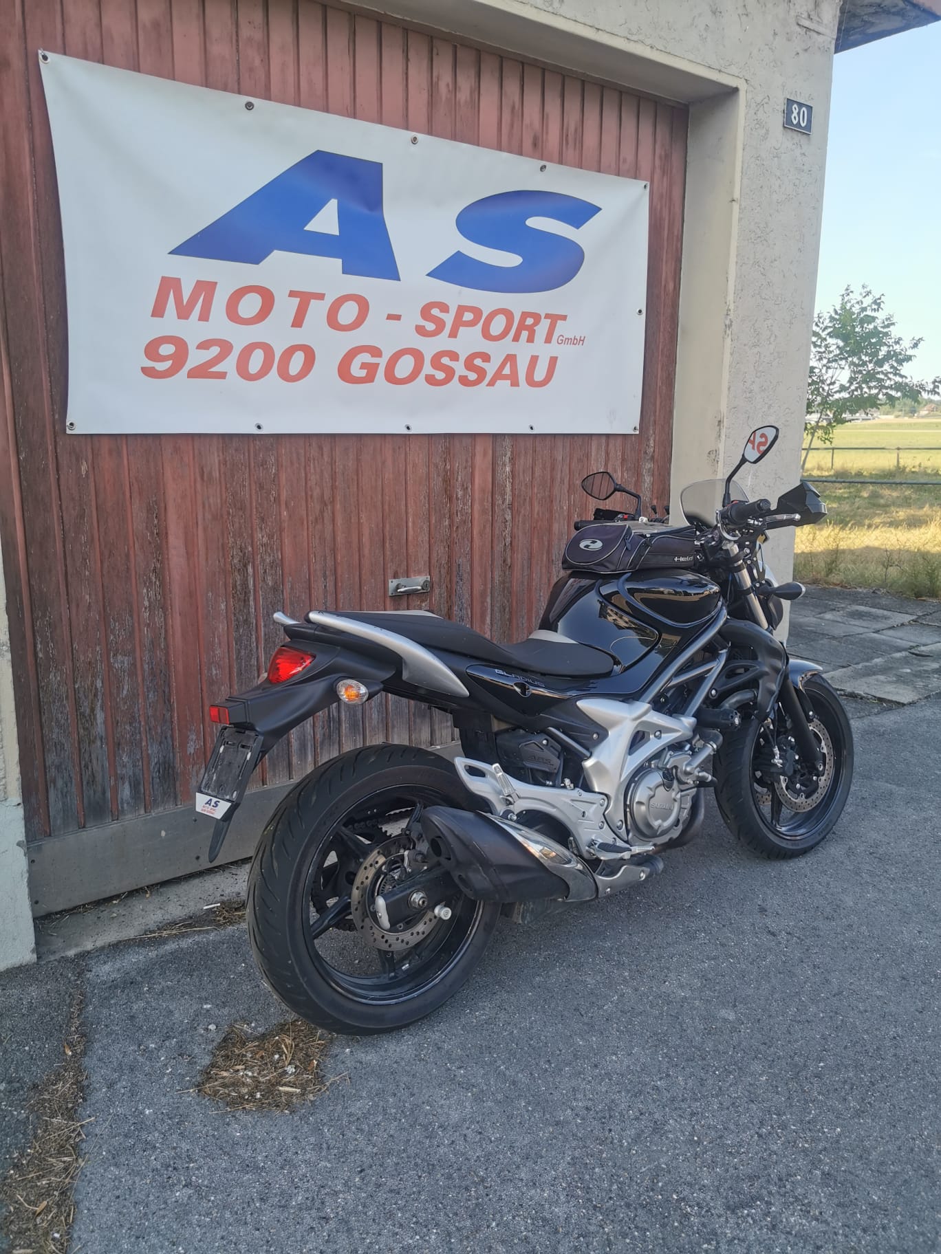 SUZUKI SFV 650 Gladius ABS-image-2