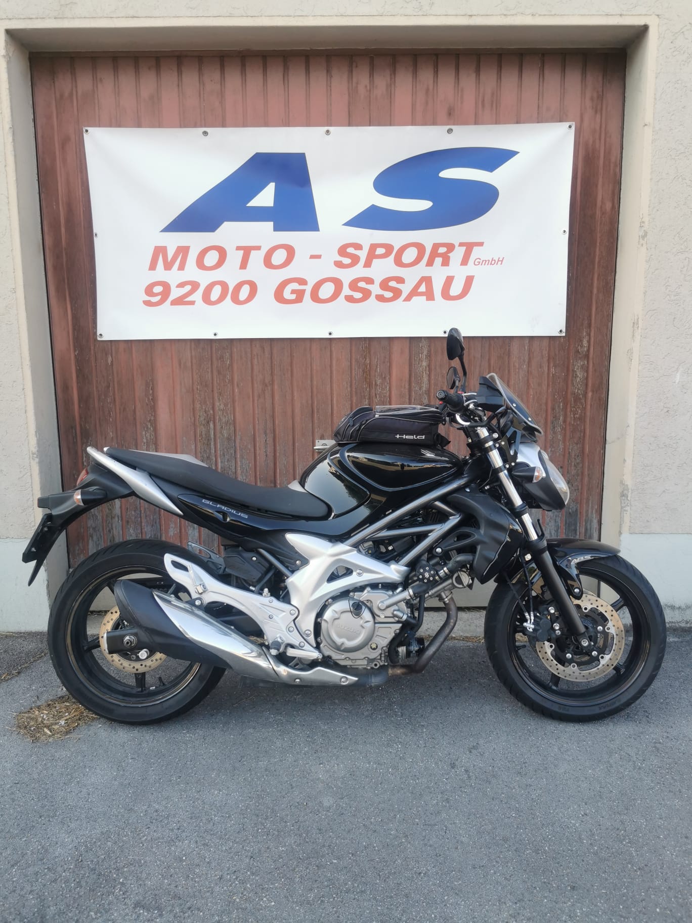 SUZUKI SFV 650 Gladius ABS-image-0