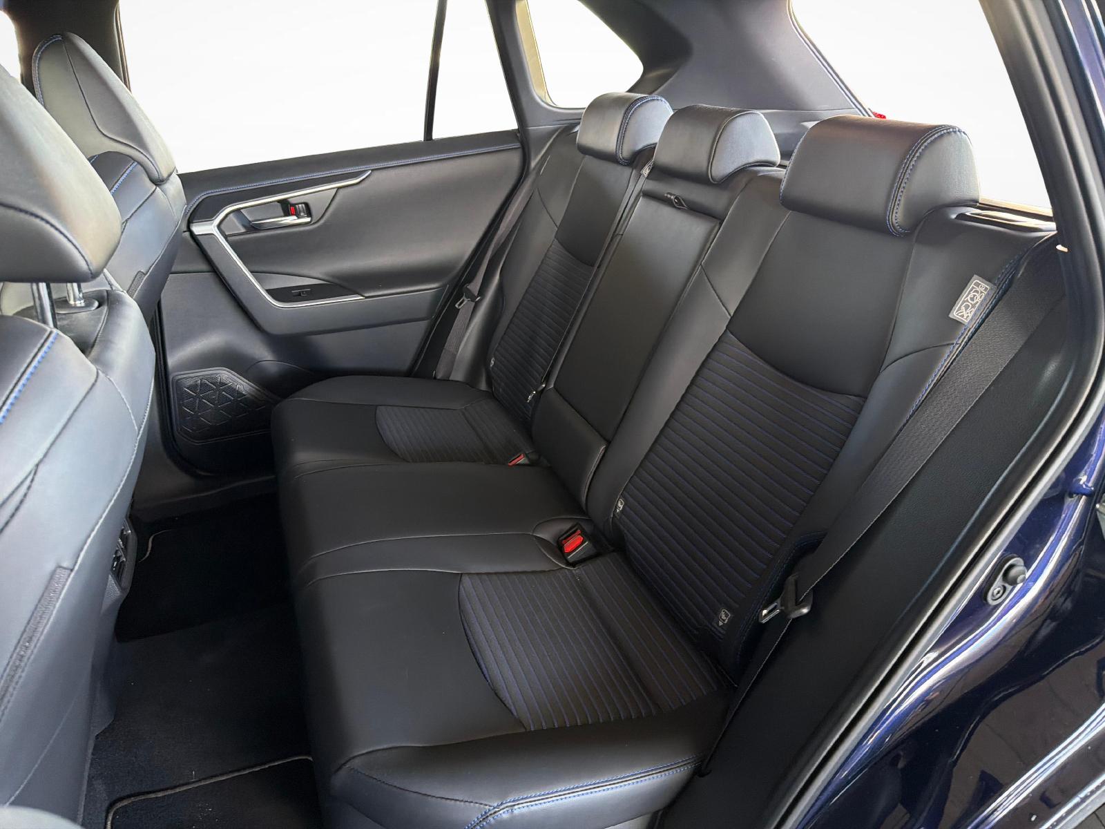 TOYOTA RAV4 2.5 HEV Style-image-9