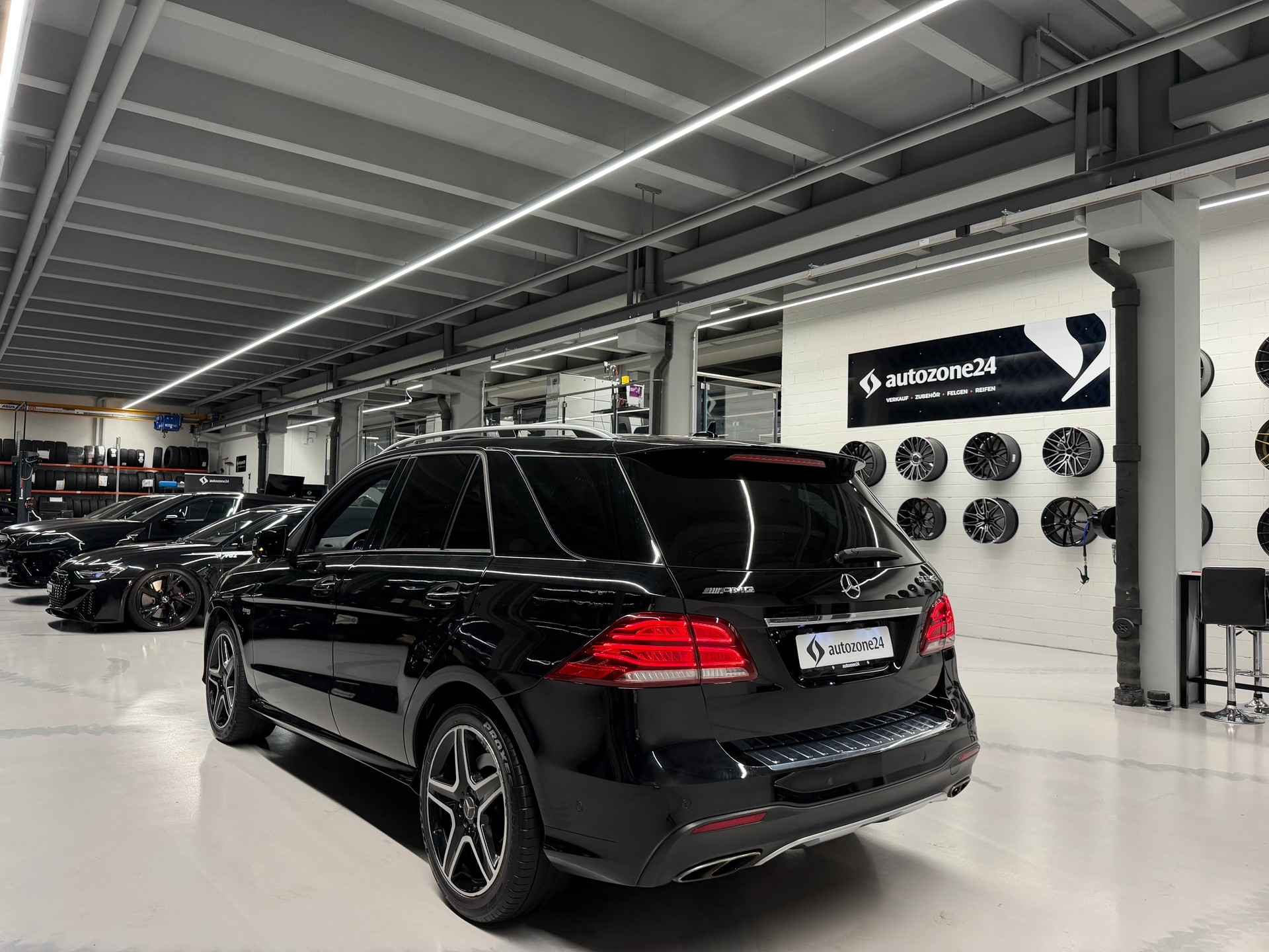 MERCEDES-BENZ GLE 43 AMG *CH-Auto*Frisch ab MFK*Garantie*Luftfederung*-image-10