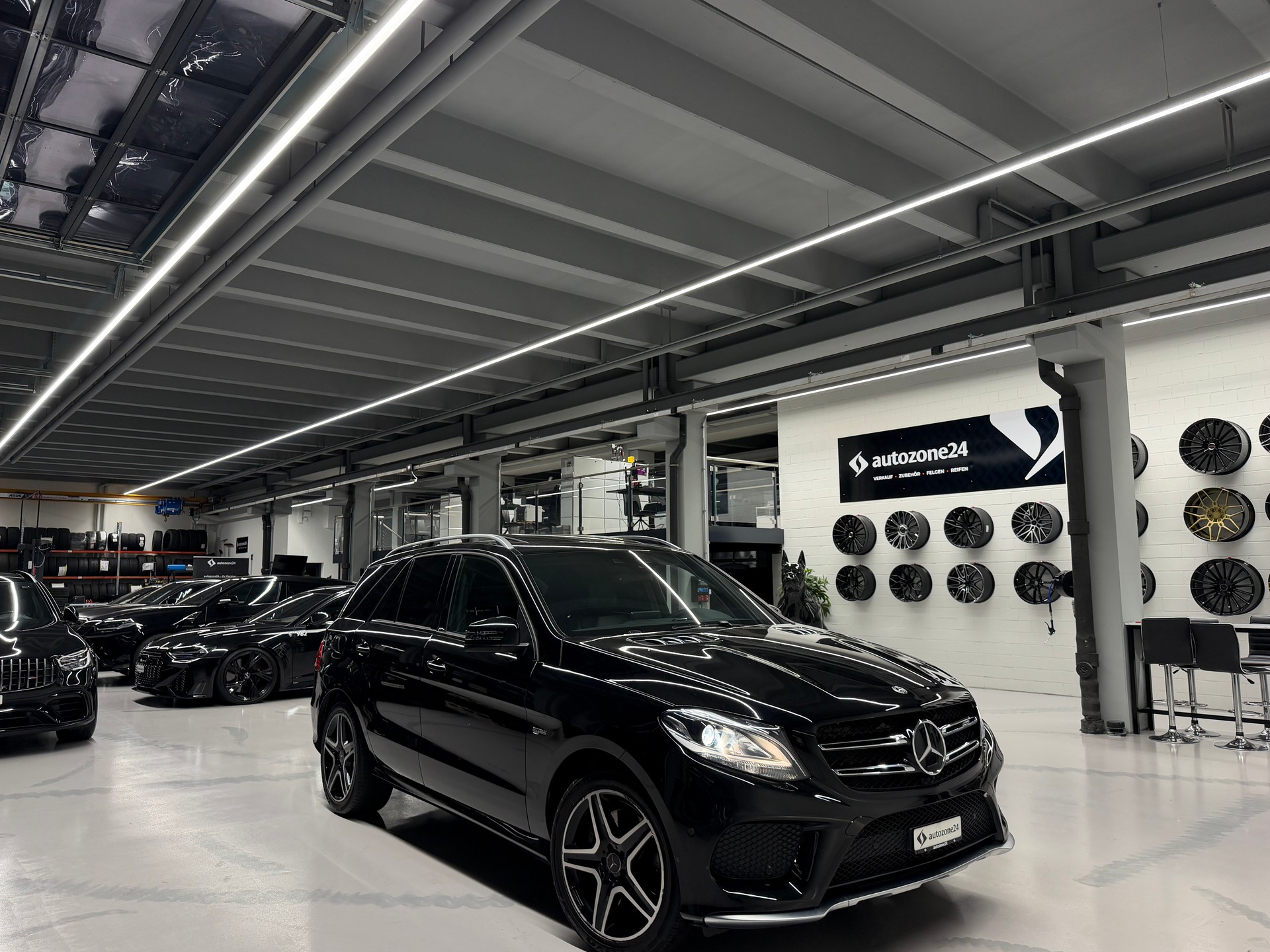 MERCEDES-BENZ GLE 43 AMG *CH-Auto*Frisch ab MFK*Garantie*Luftfederung*-image-5